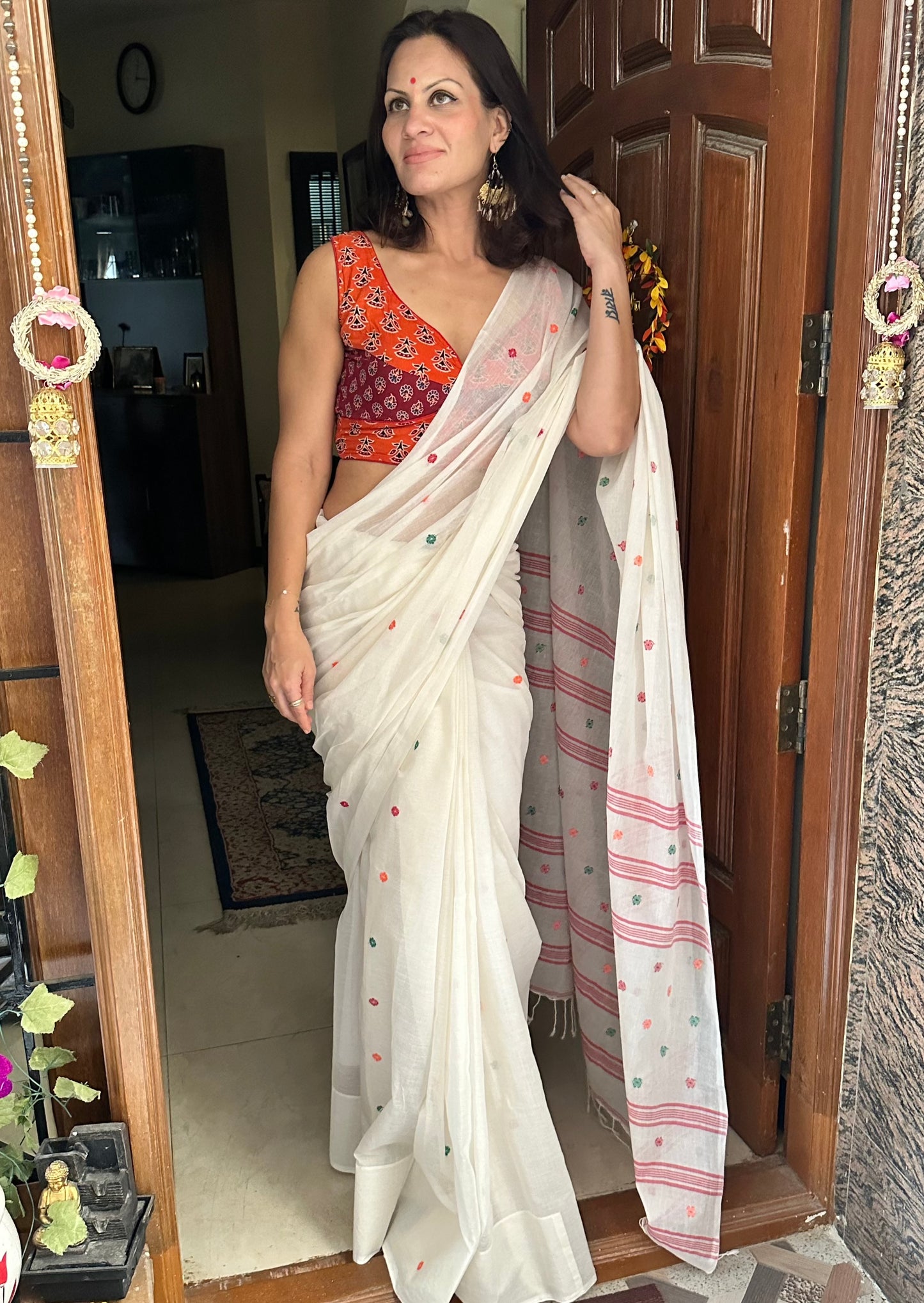 Hand spun pure Cotton jamdani sari with Butis - Raahini