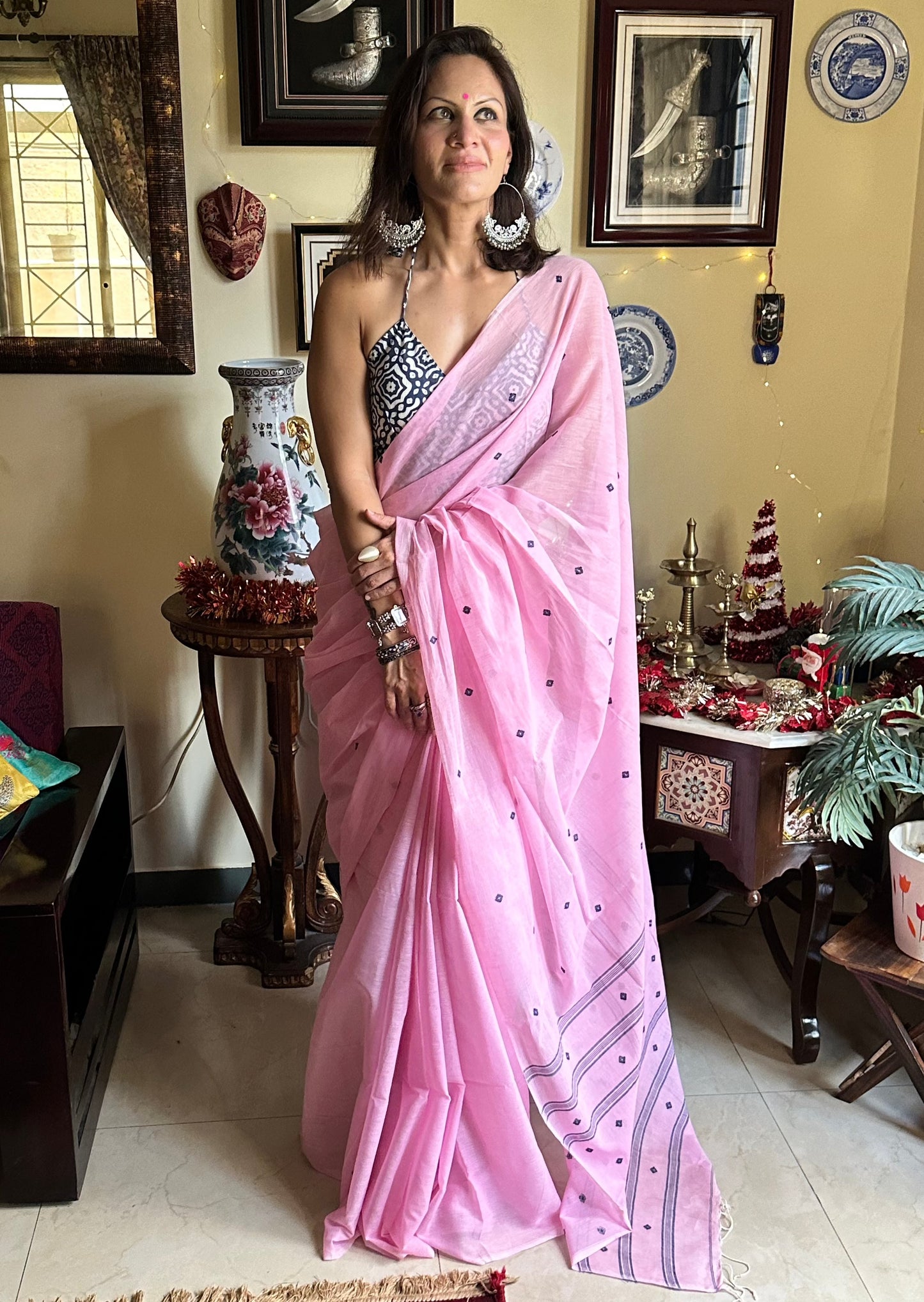 Hand spun pure Cotton jamdani sari with Butis - Raahini