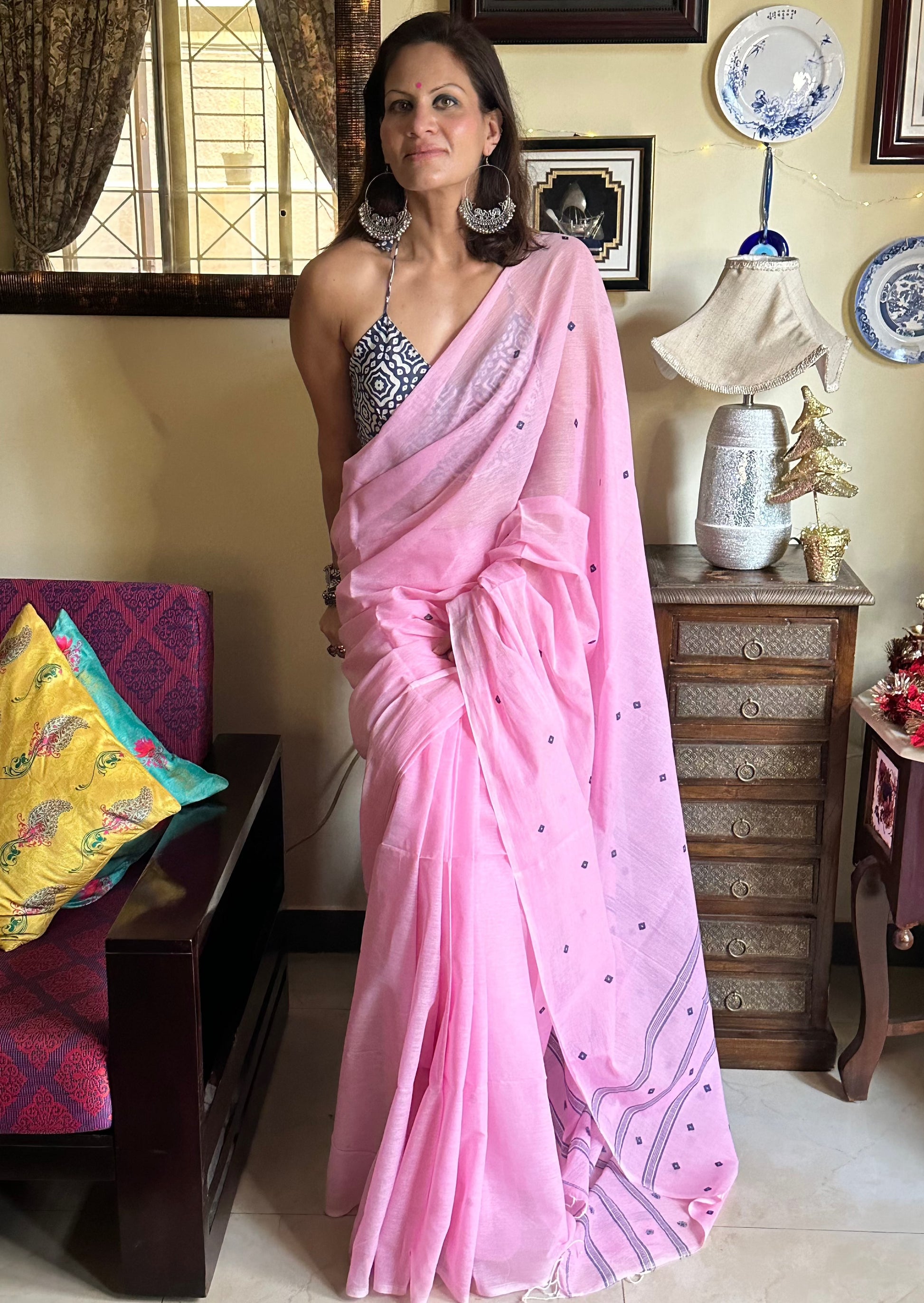 Hand spun pure Cotton jamdani sari with Butis - Raahini