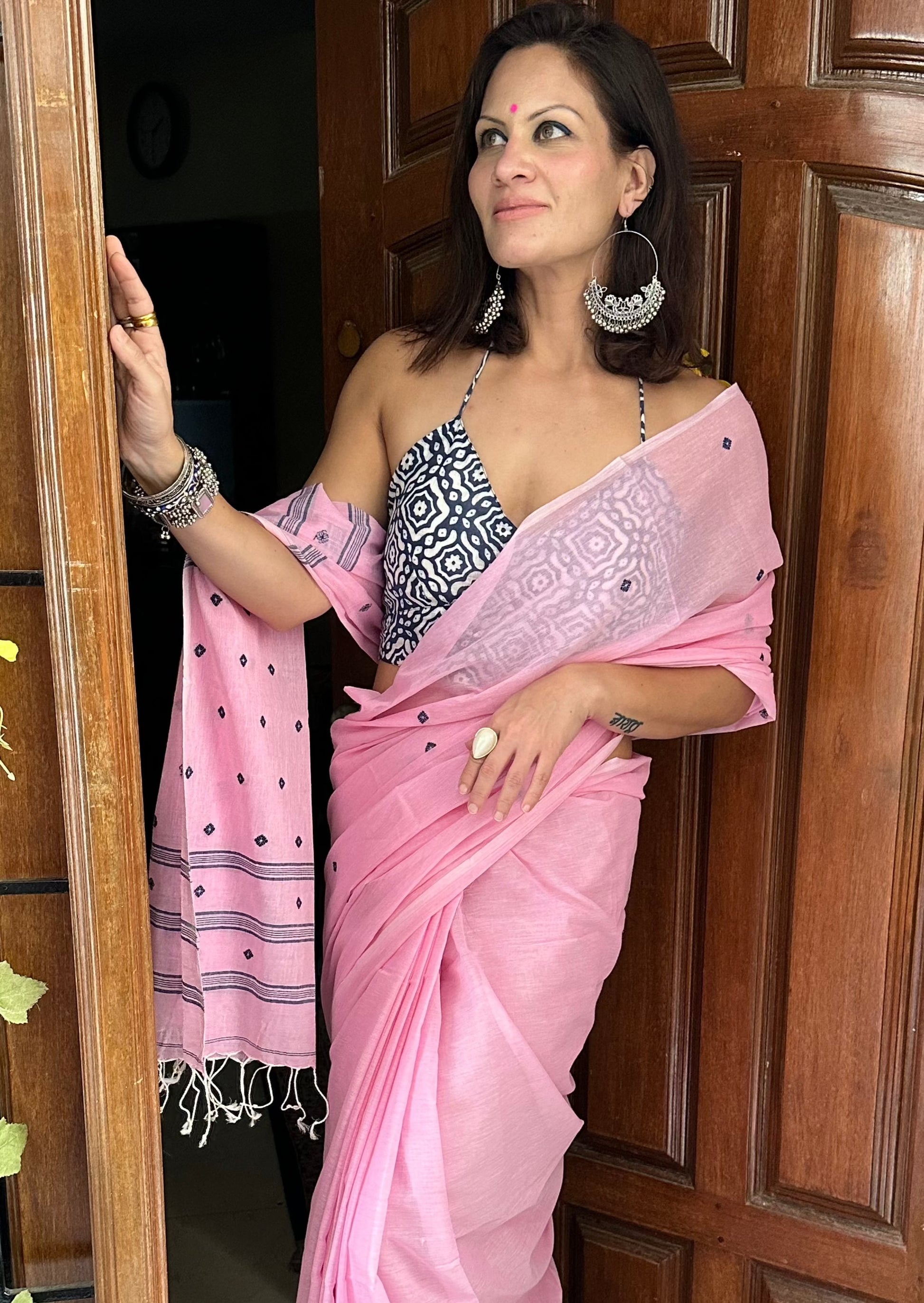 Hand spun pure Cotton jamdani sari with Butis - Raahini