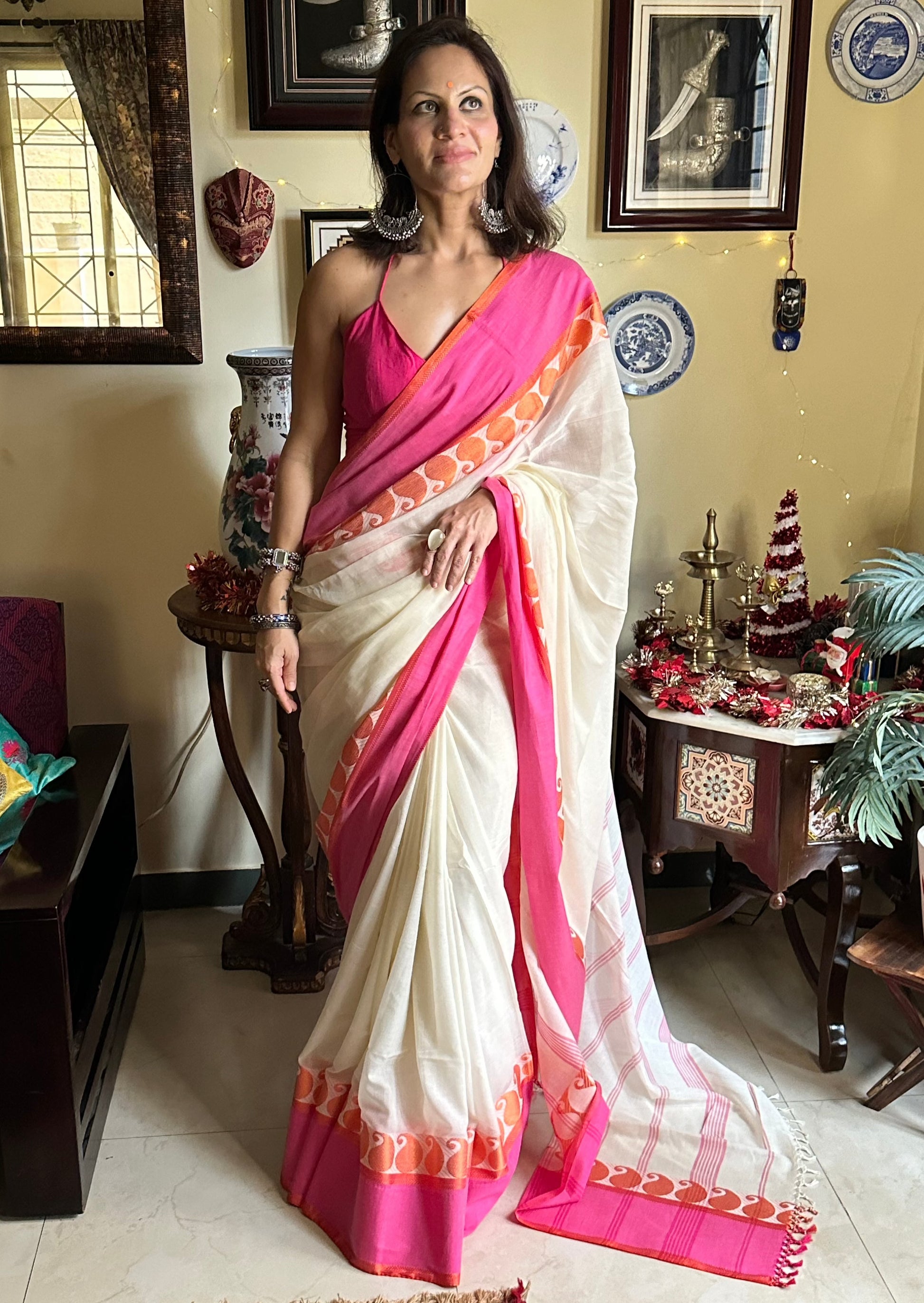 Handloom Soft Bengal Cotton Sari - Raahini