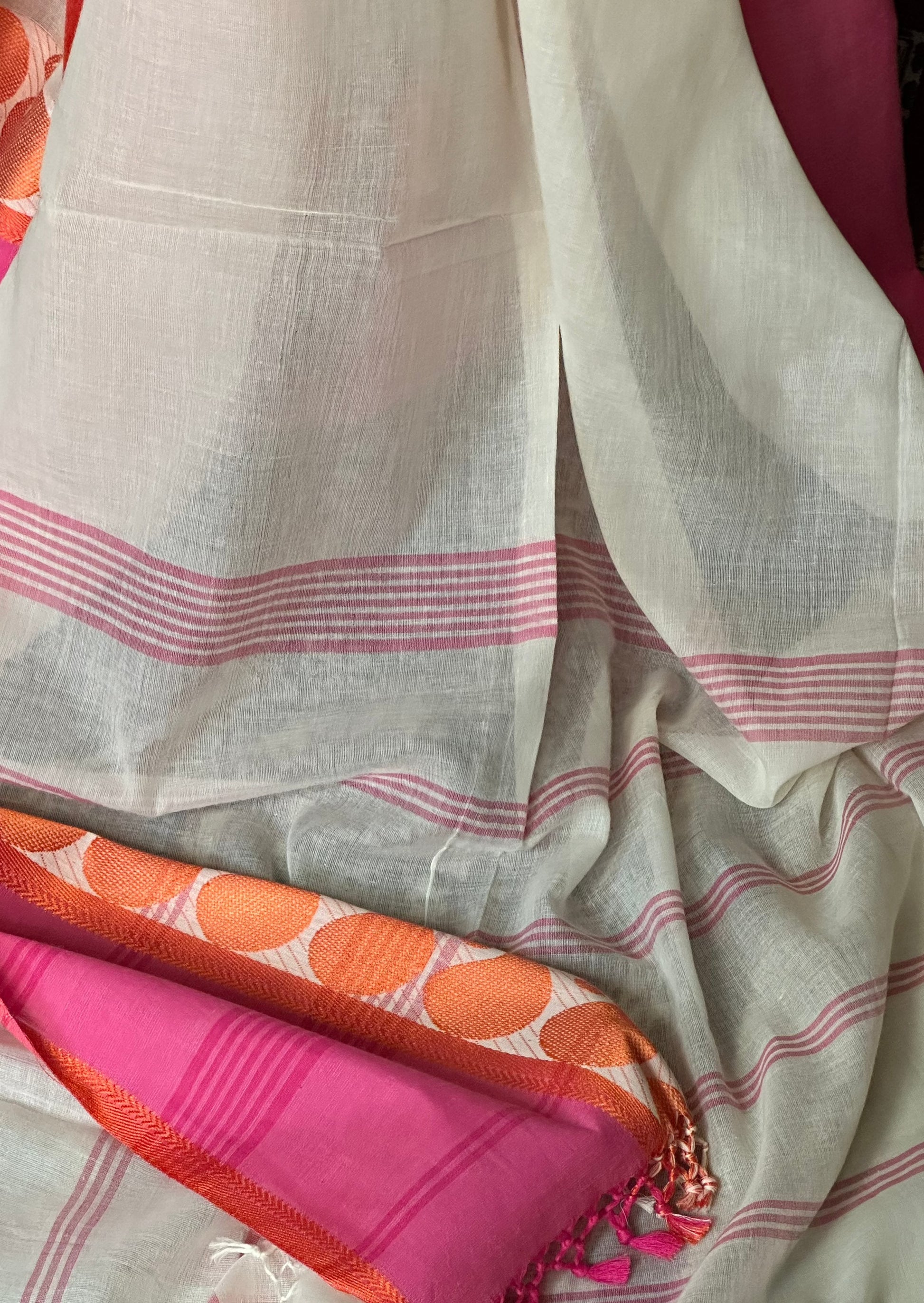 Handloom Soft Bengal Cotton Sari - Raahini