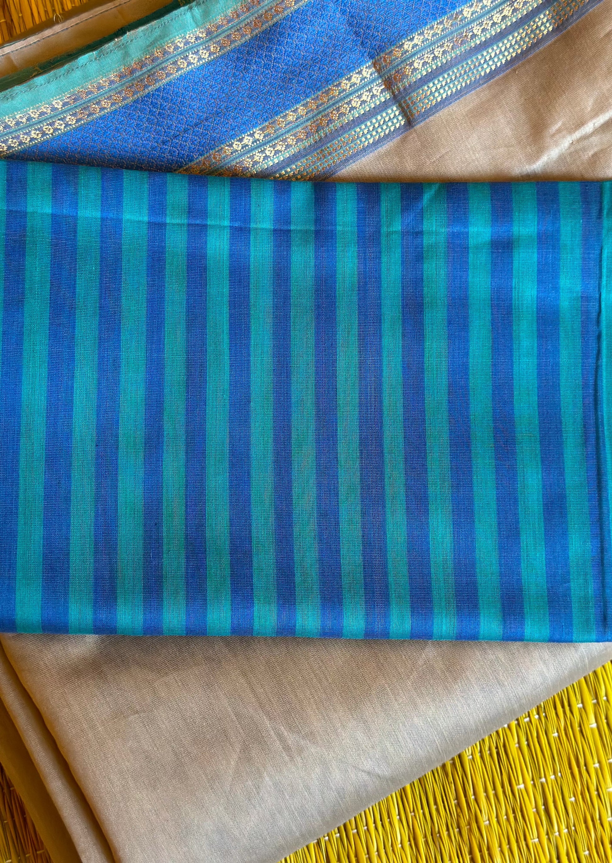 Handloom Pure Maheshwari Sari - Raahini