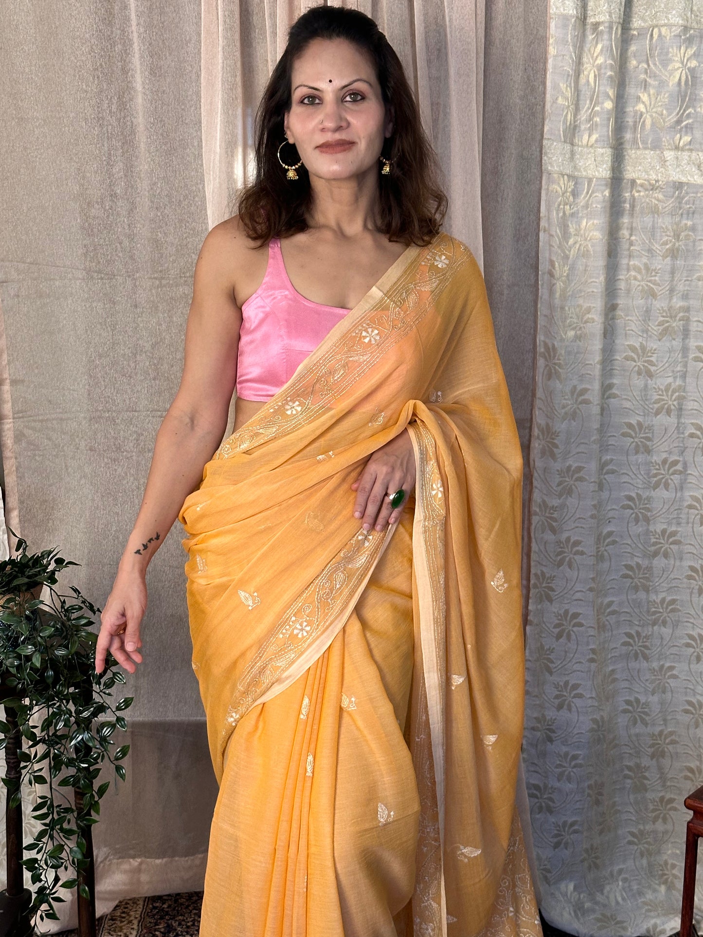 Pure Mul Mul Cotton Sari with Kaatha Handwork - Raahini