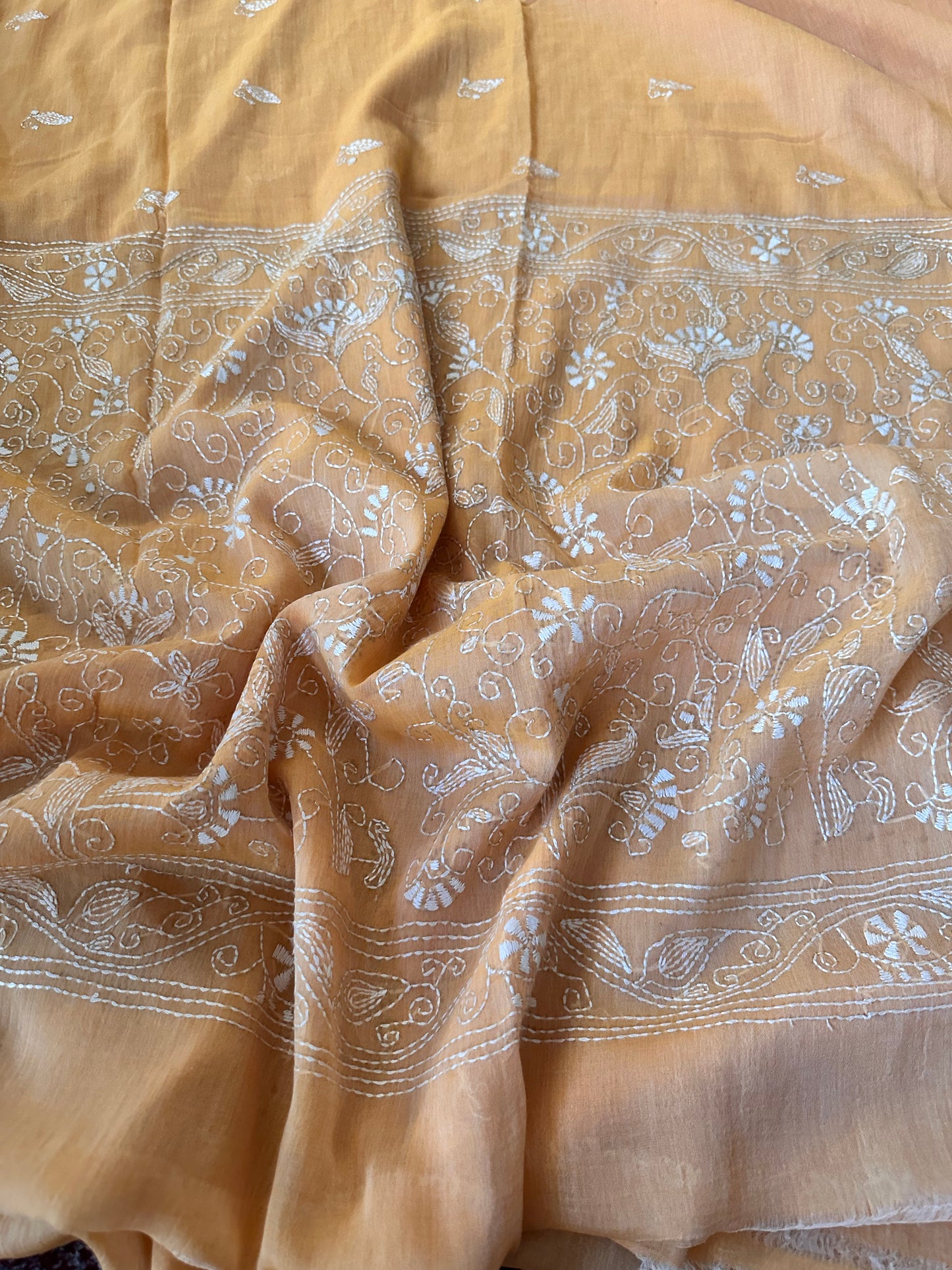 Pure Mul Mul Cotton Sari with Kaatha Handwork - Raahini