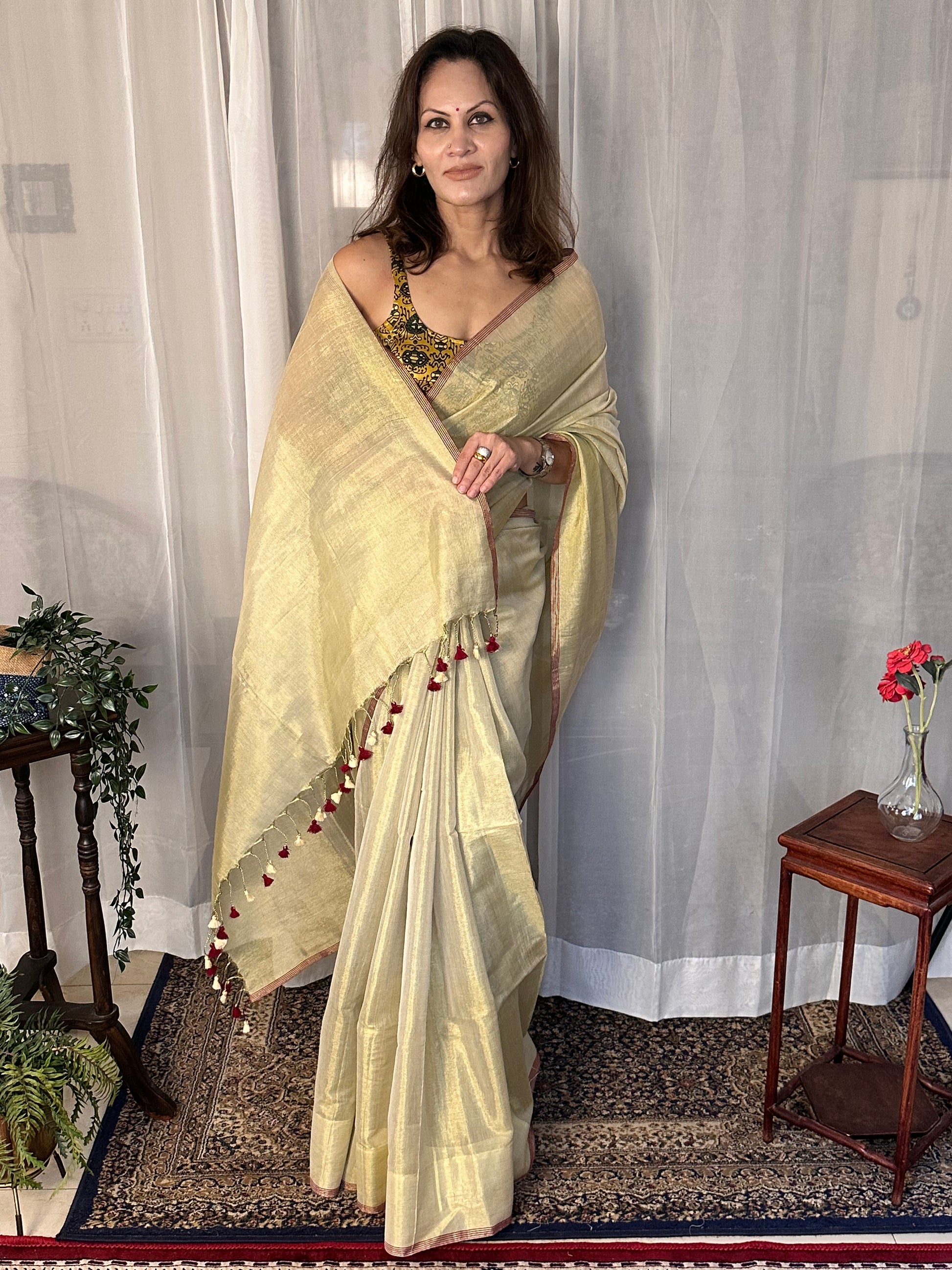 Light Gold Pure Mul Mul Handwoven Tissue Cotton Sari - Raahini