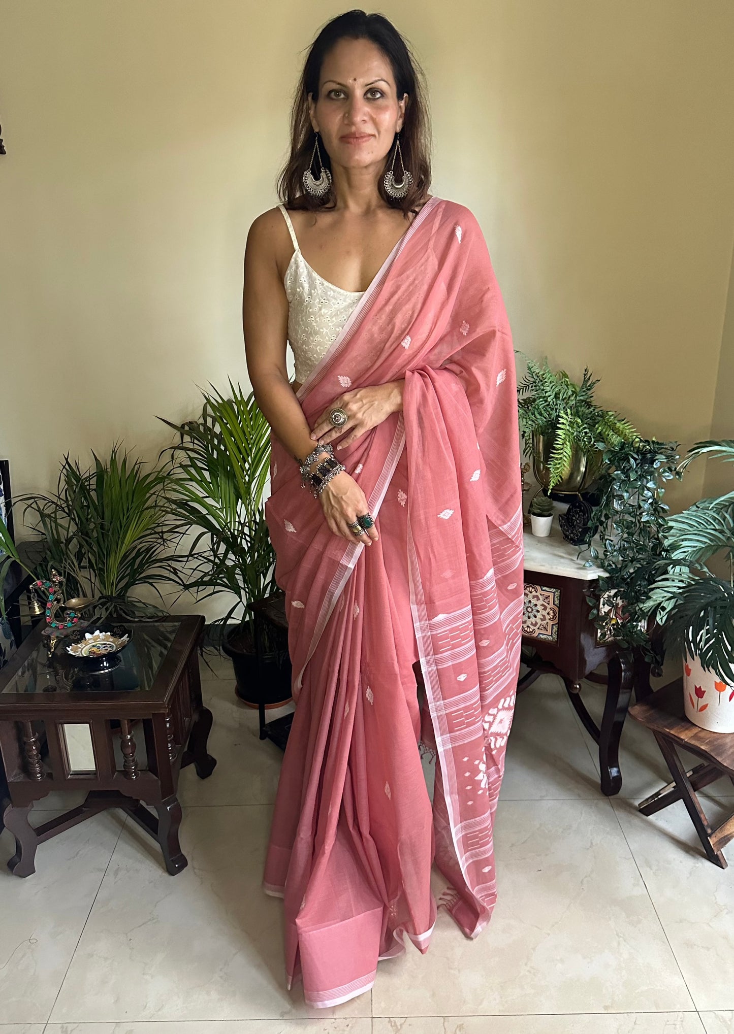 Hand Spun Pure Fine Cotton Jamdani Sari - Raahini