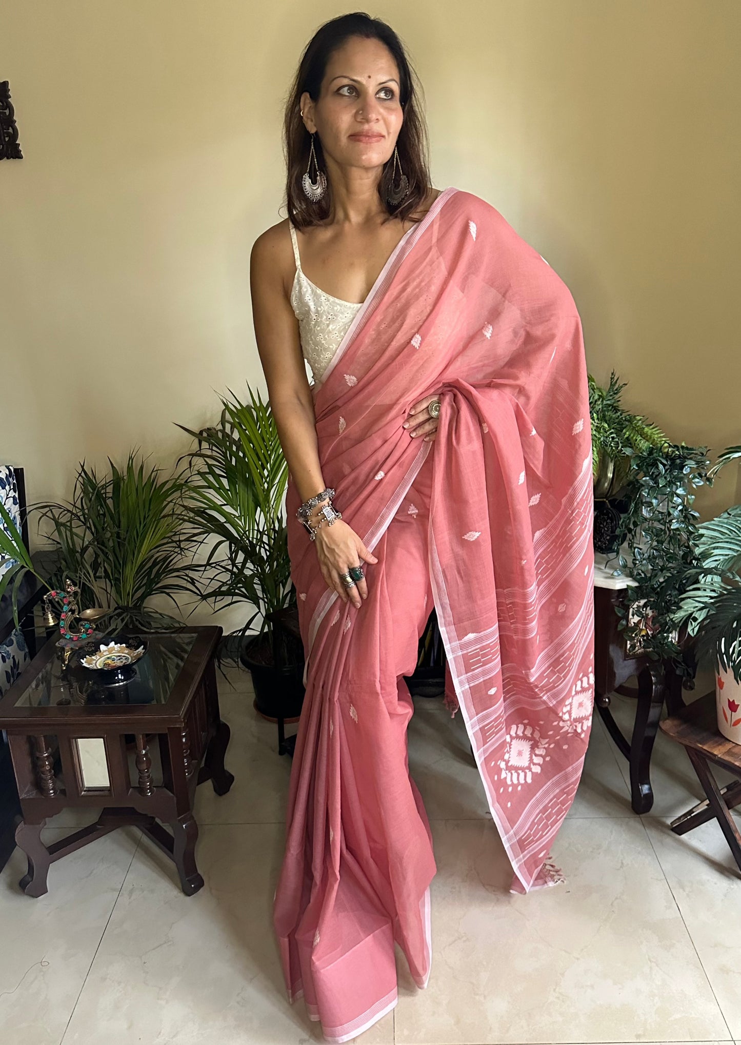 Hand Spun Pure Fine Cotton Jamdani Sari - Raahini