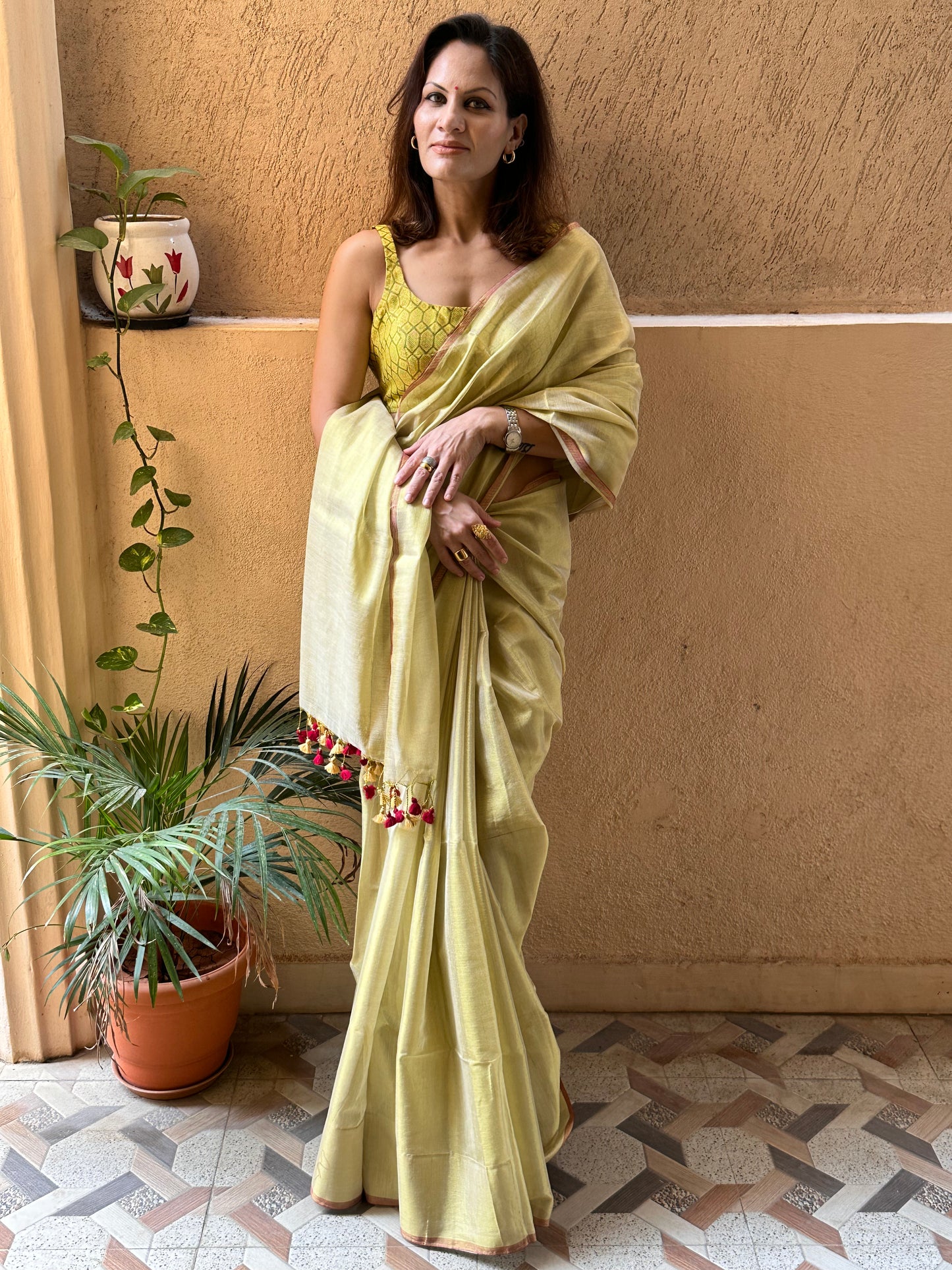 Gold Pure Mul Mul Handwoven Tissue Cotton Sari - Raahini