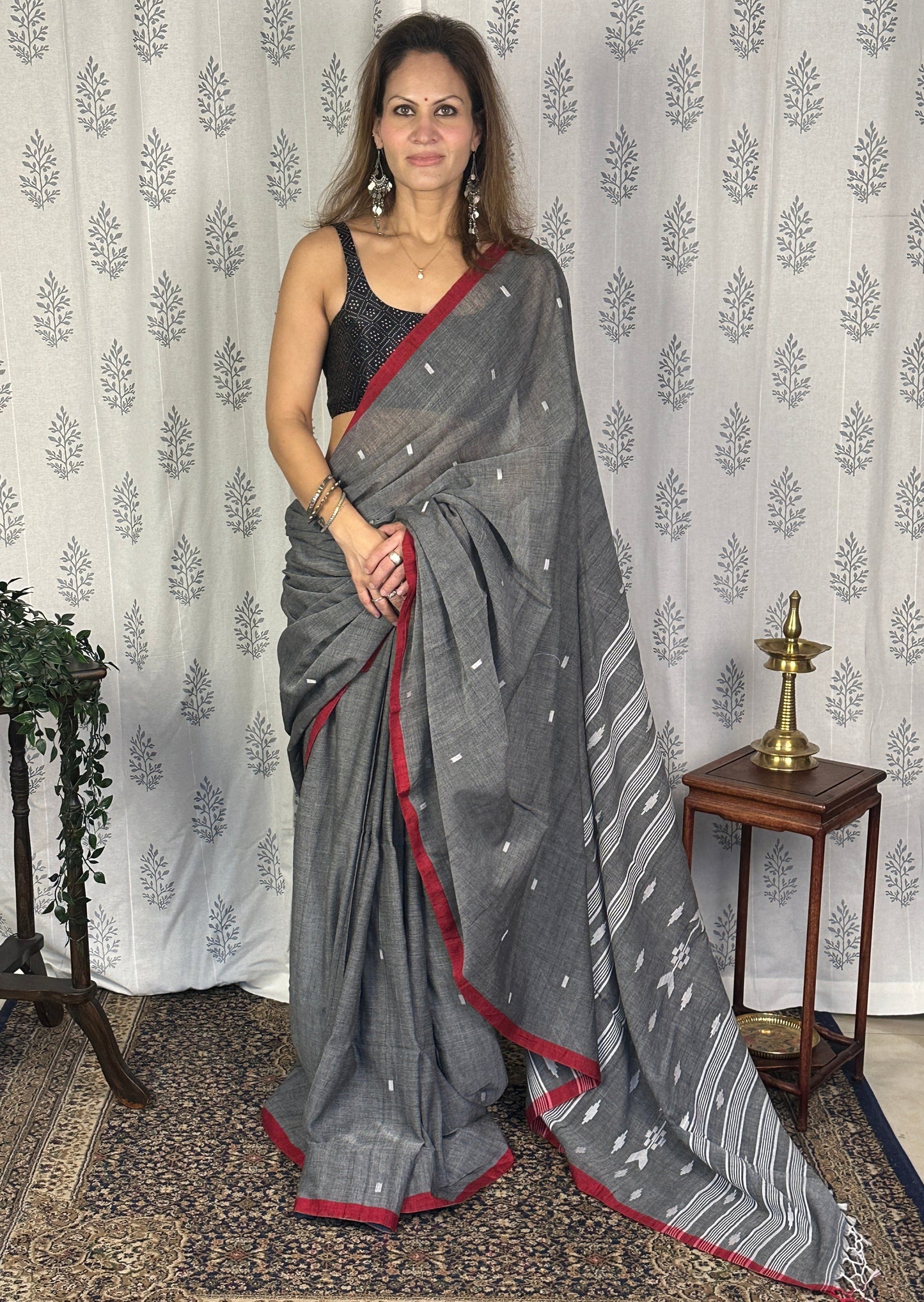 Grey Pure Cotton Jamdani Sari with Red Border