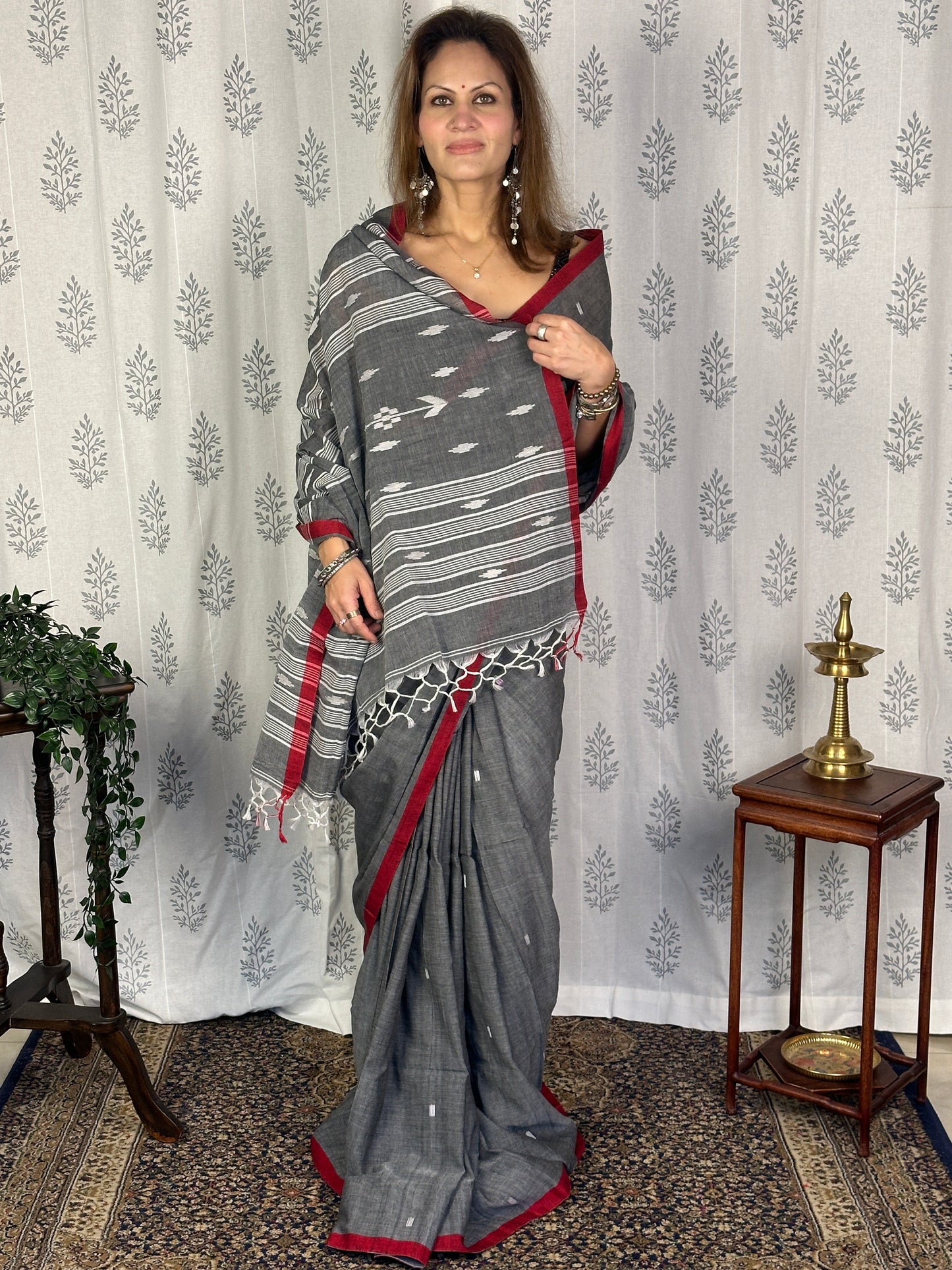 Grey Pure Cotton Jamdani Sari with Red Border