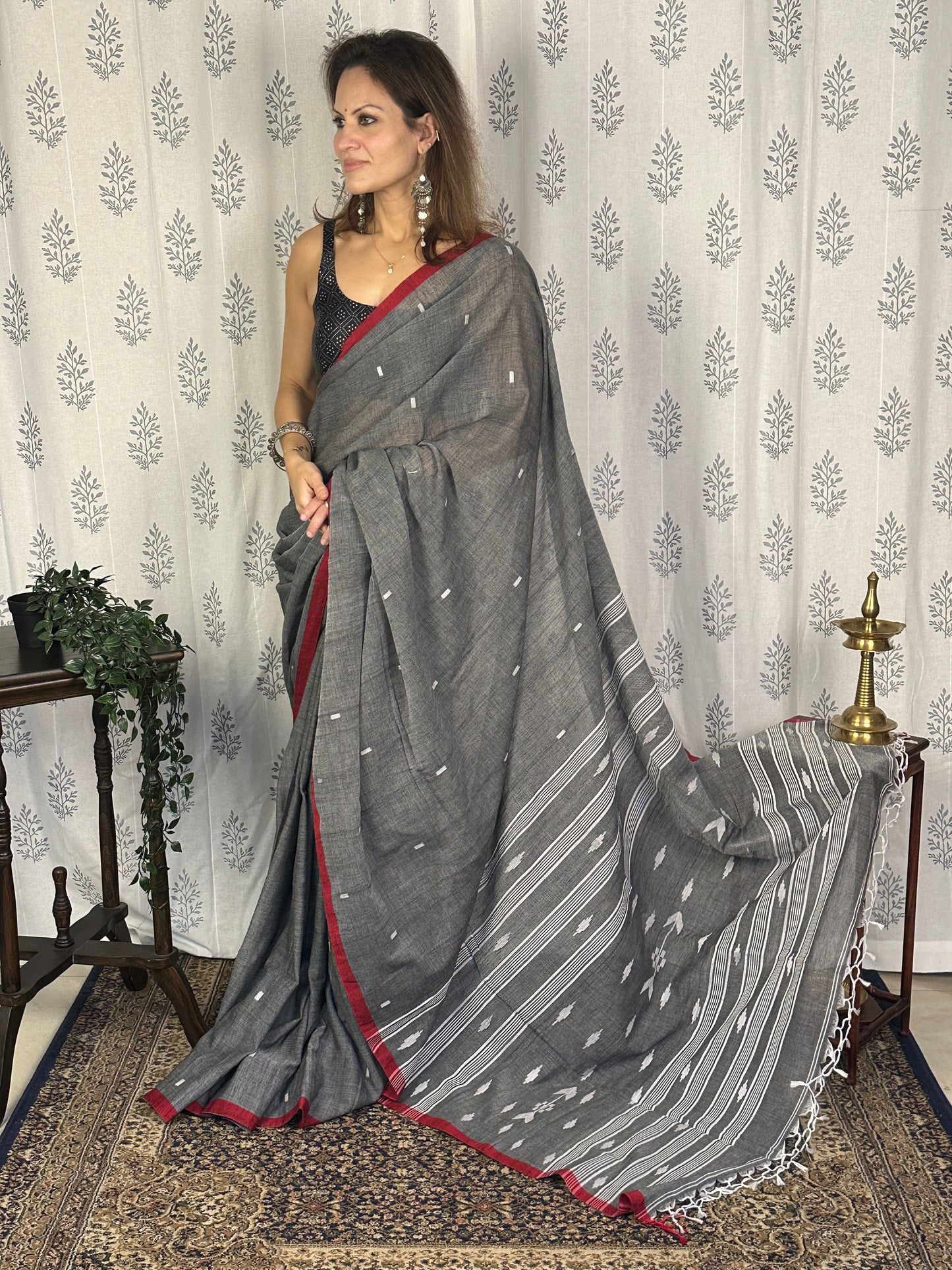 Grey Pure Cotton Jamdani Sari with Red Border