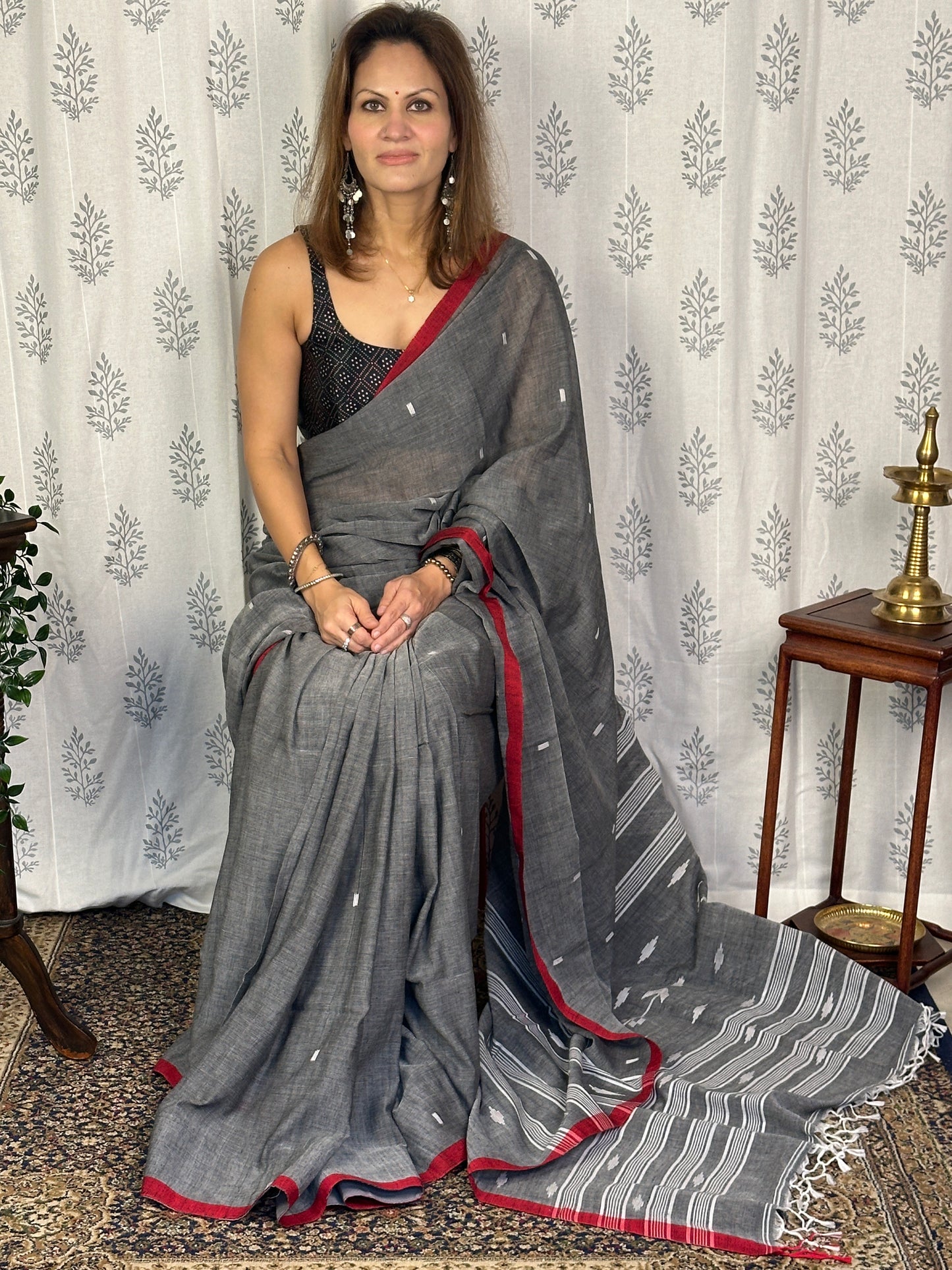 Grey Pure Cotton Jamdani Sari with Red Border