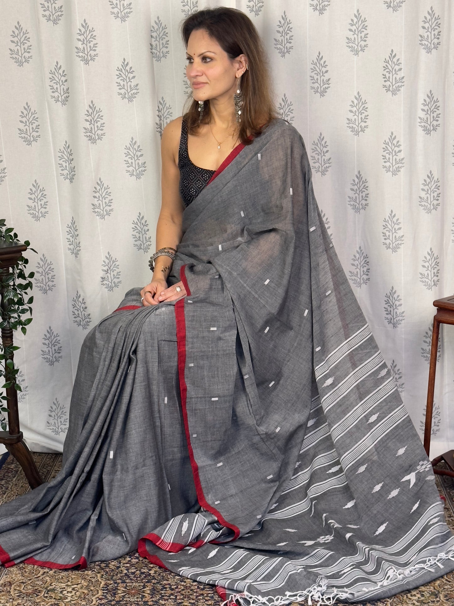 Grey Pure Cotton Jamdani Sari with Red Border