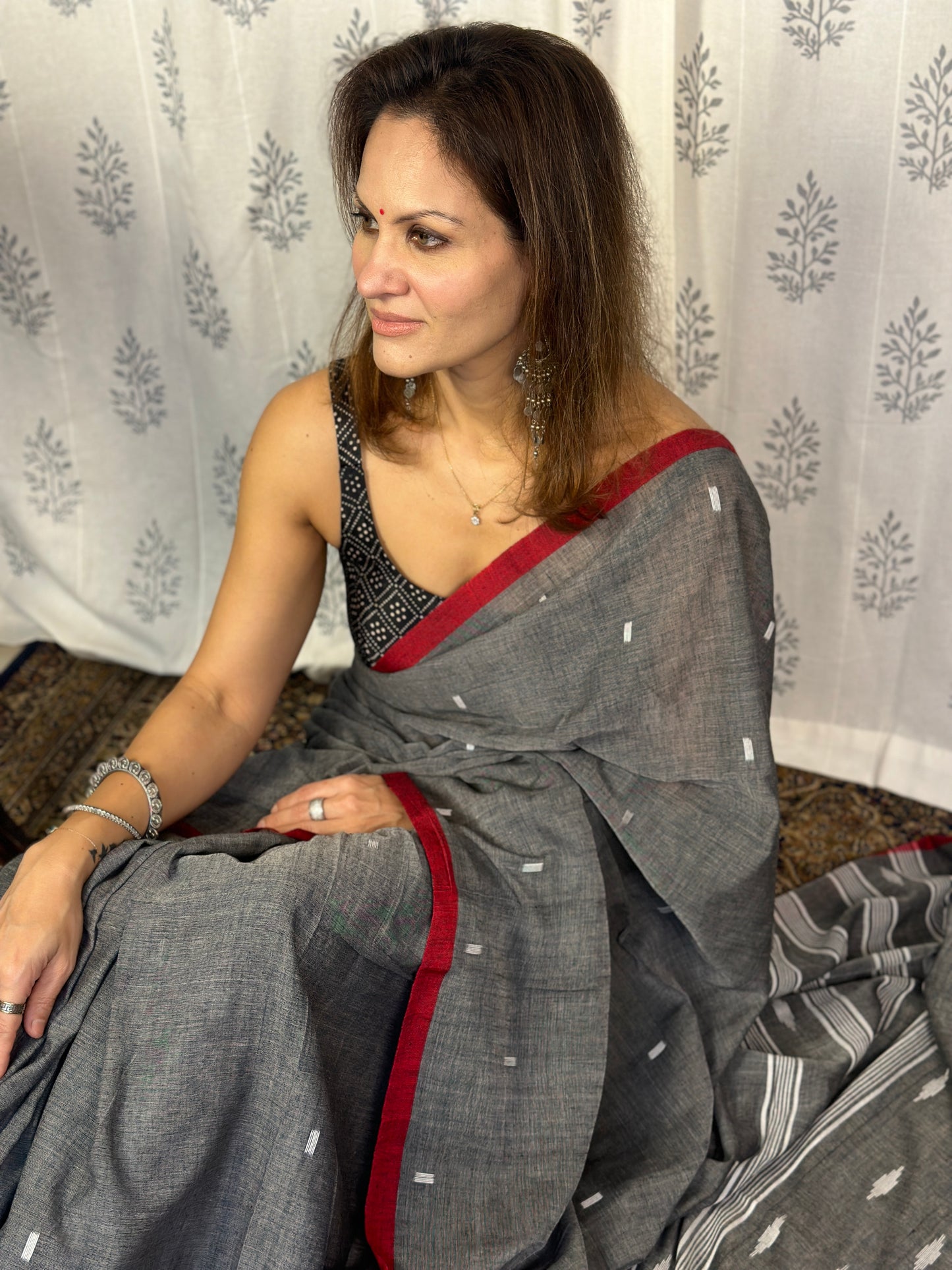 Grey Pure Cotton Jamdani Sari with Red Border