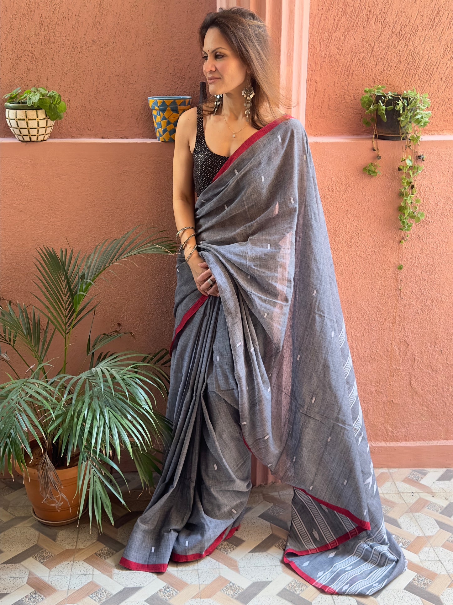 Grey Pure Cotton Jamdani Sari with Red Border