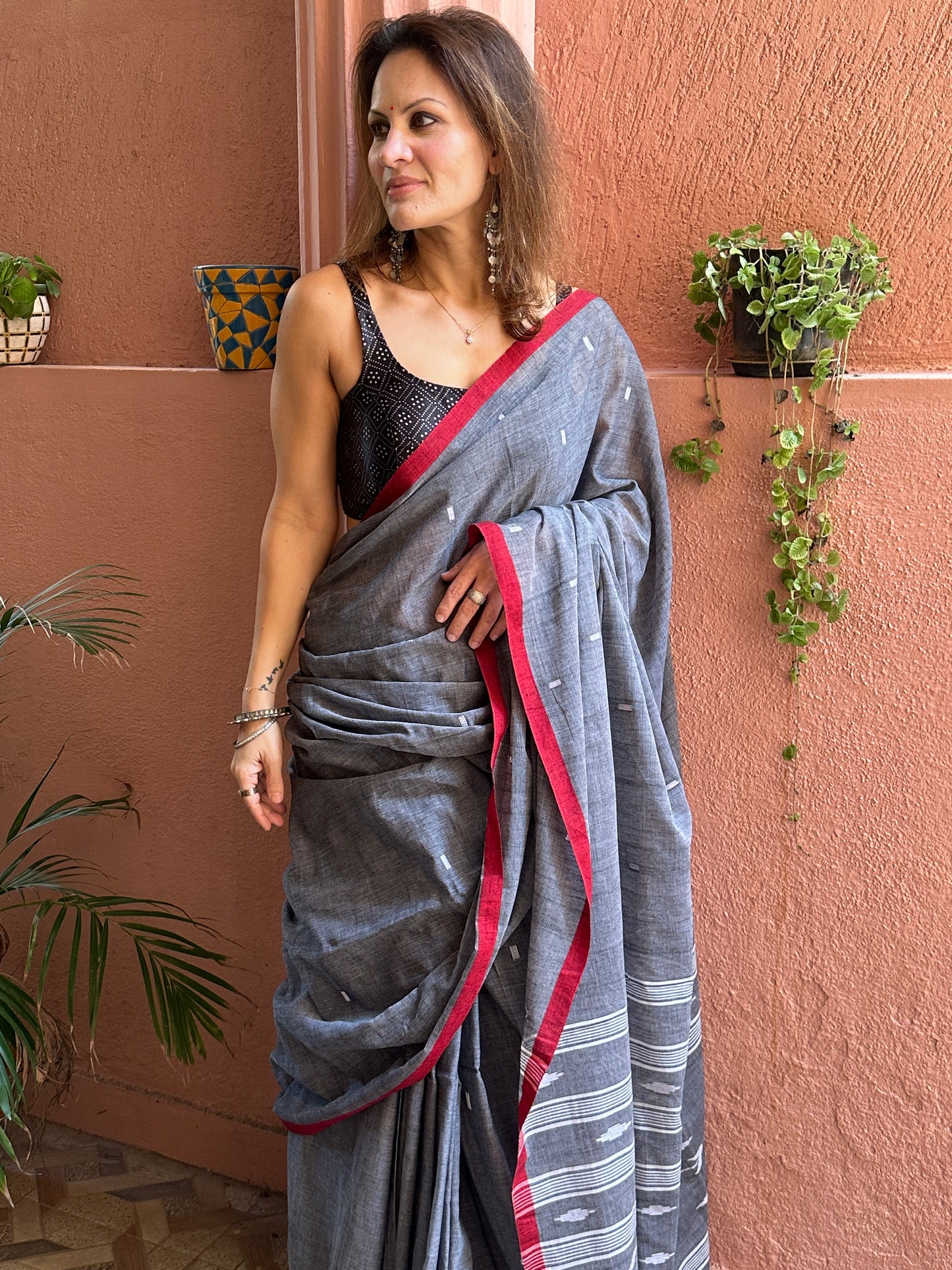 Grey Pure Cotton Jamdani Sari with Red Border