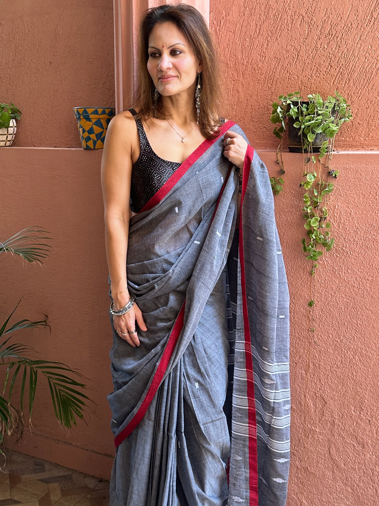 Grey Pure Cotton Jamdani Sari with Red Border