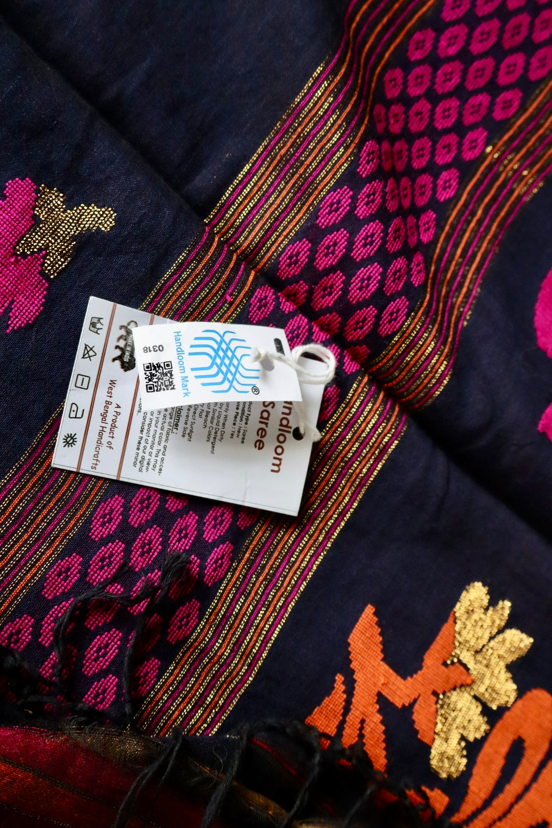 Black & Pink Handloom Pure Cotton Jamdani Saree with Intricate Floral Work with Handloom Mark Card