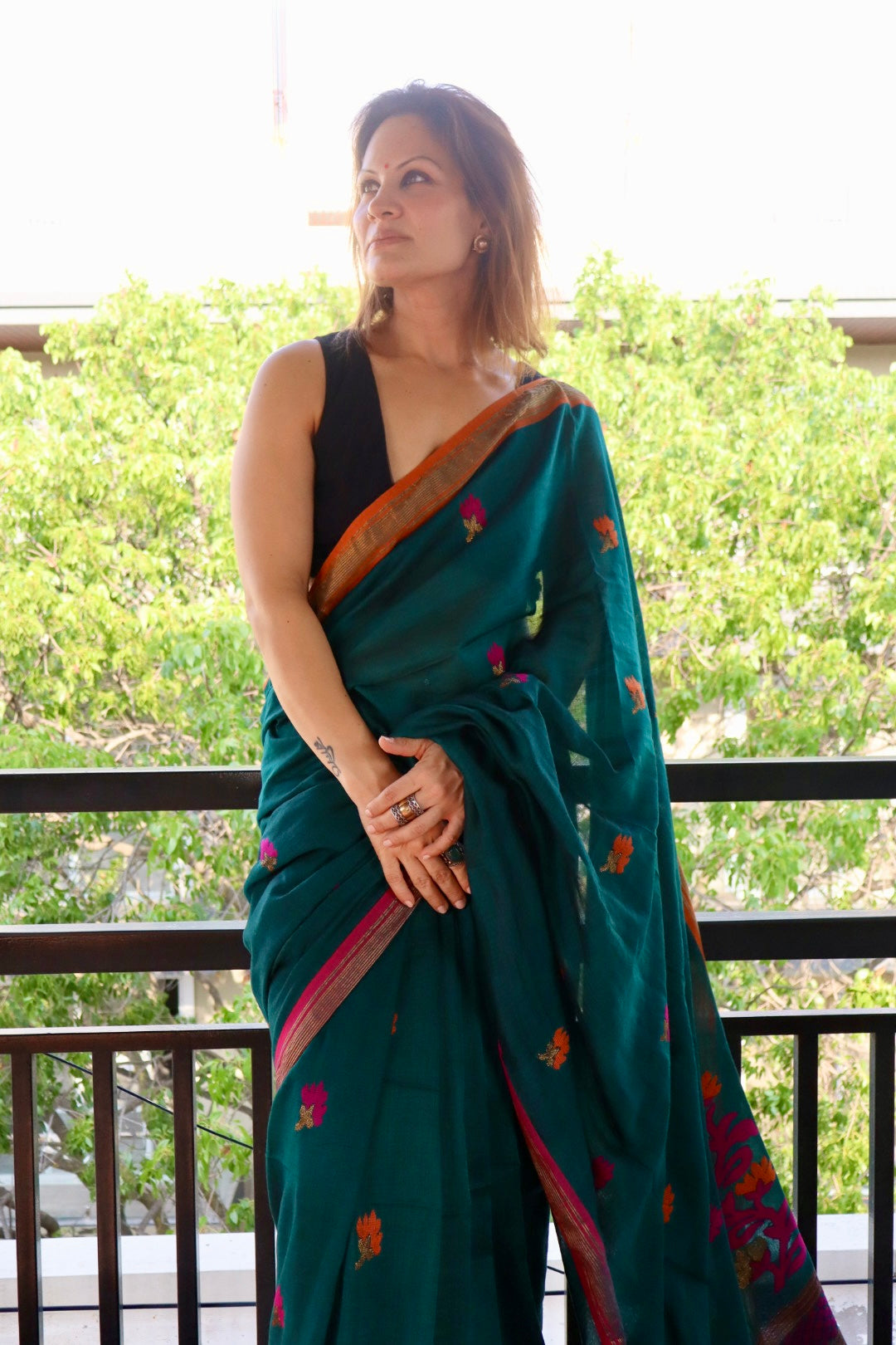 Bottle Green Handloom Pure Cotton Jamdani Saree with Intricate Floral Work with Handloom Mark Card