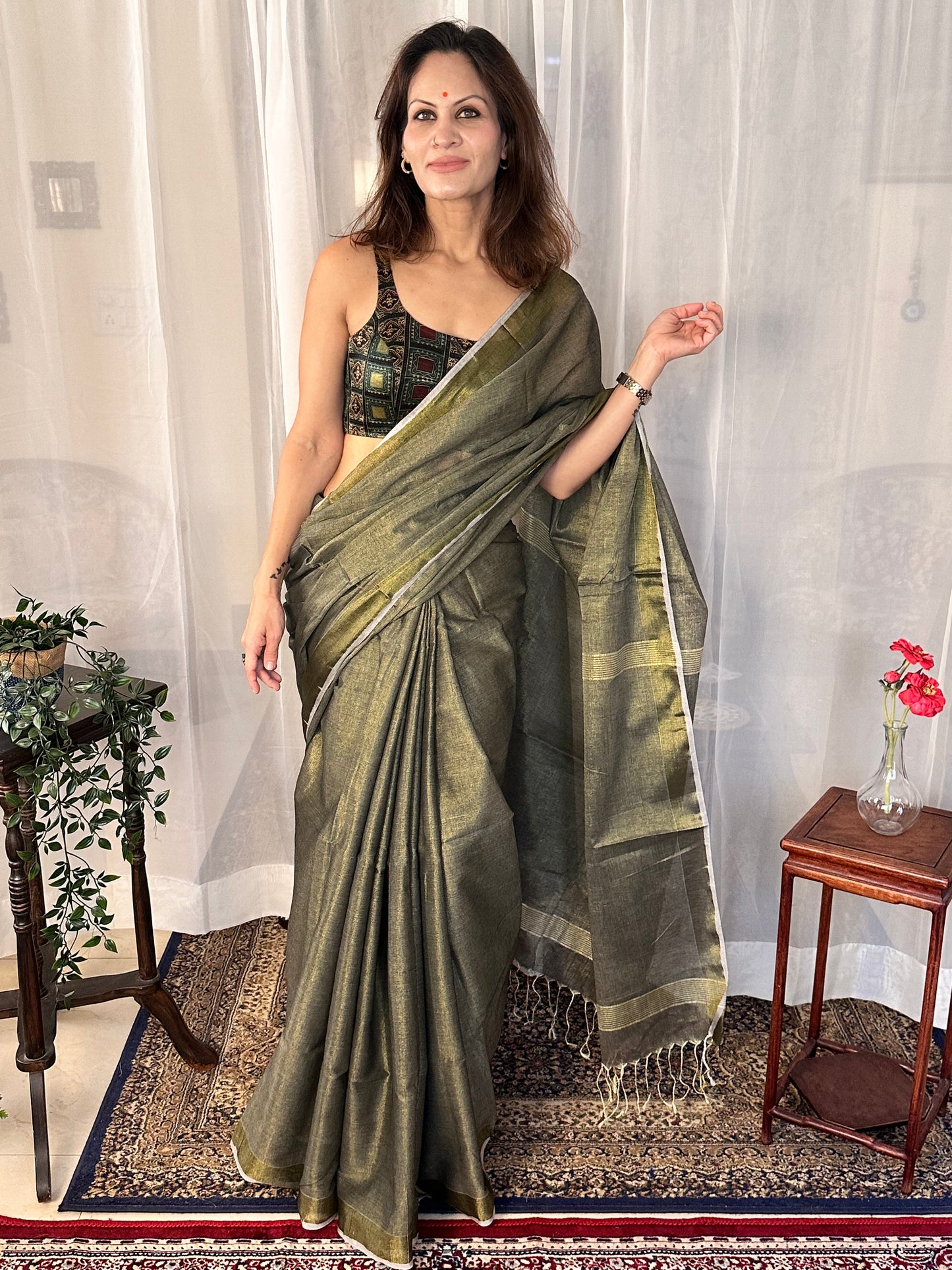 Mehendi Green Pure Mul Mul Handwoven Tissue Cotton Sari - Raahini