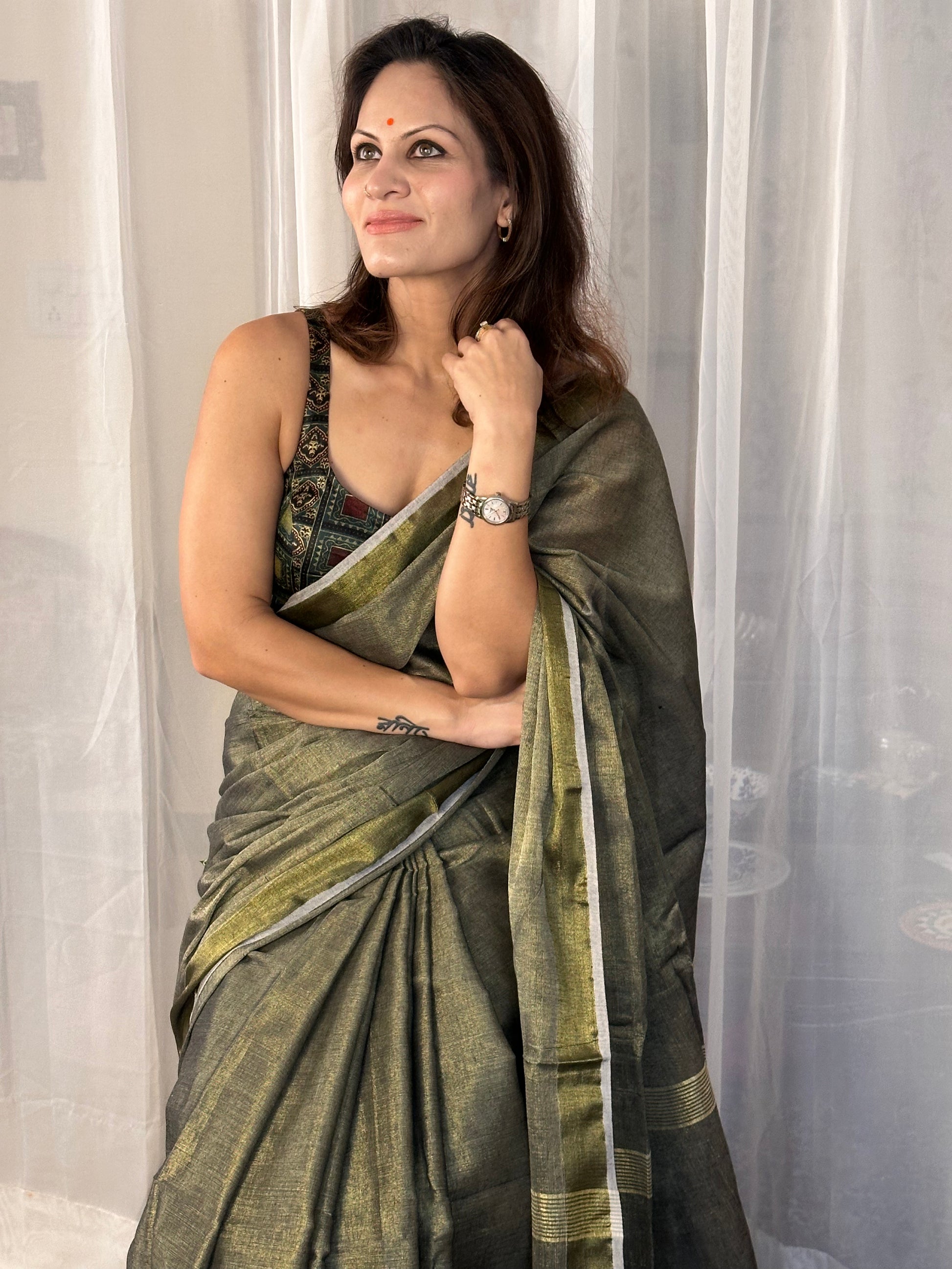 Mehendi Green Pure Mul Mul Handwoven Tissue Cotton Sari - Raahini