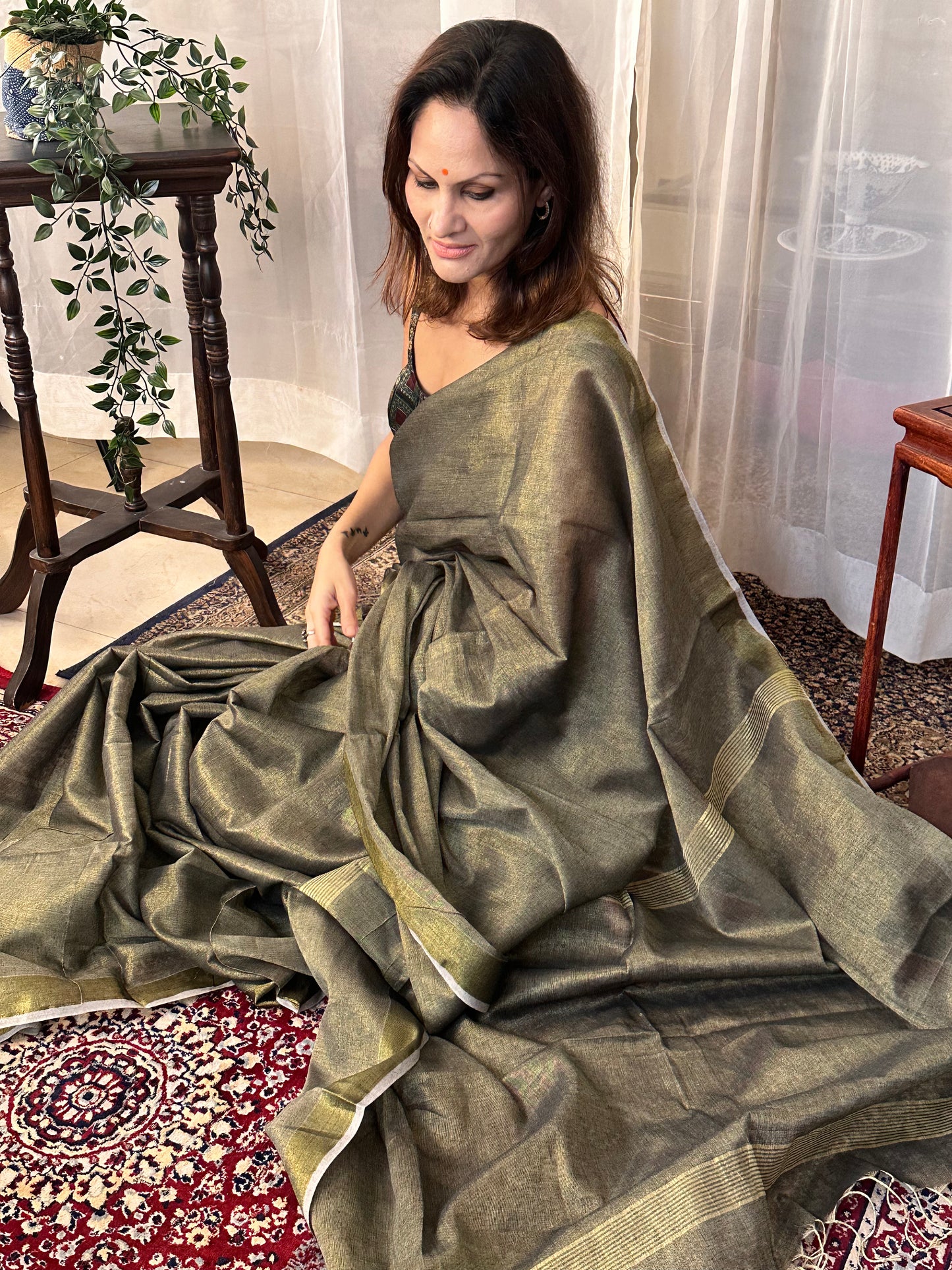 Mehendi Green Pure Mul Mul Handwoven Tissue Cotton Sari - Raahini