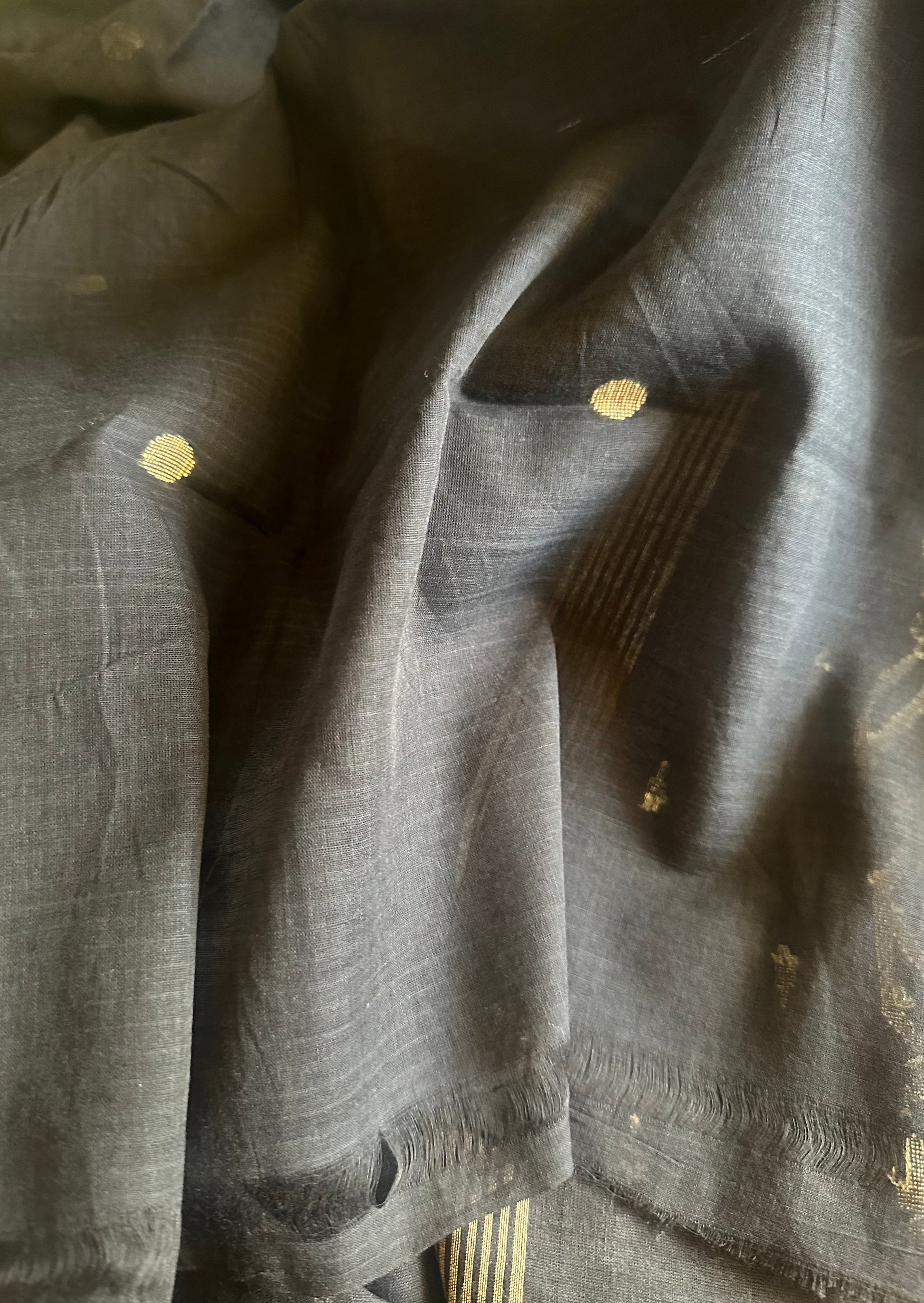 Hand Spun Pure Fine Cotton Jamdani - Raahini