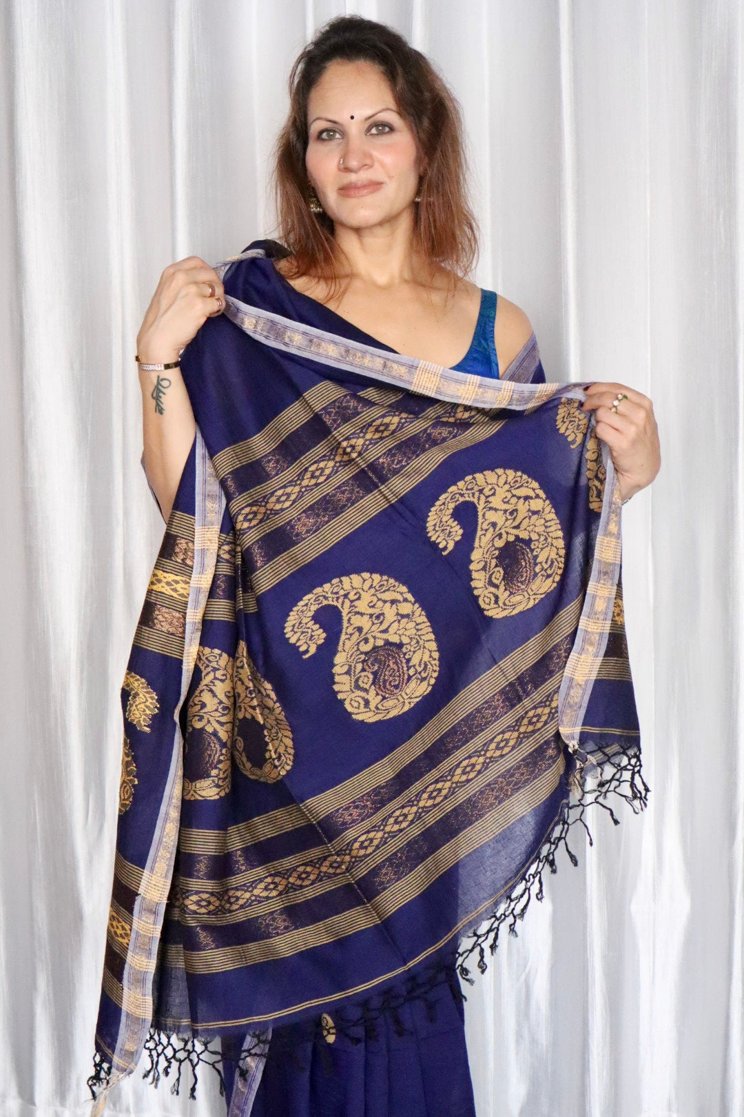 Dark Blue Handloom Cotton Jamdani Saree with Intricate Work on Body and Ambi Pallu