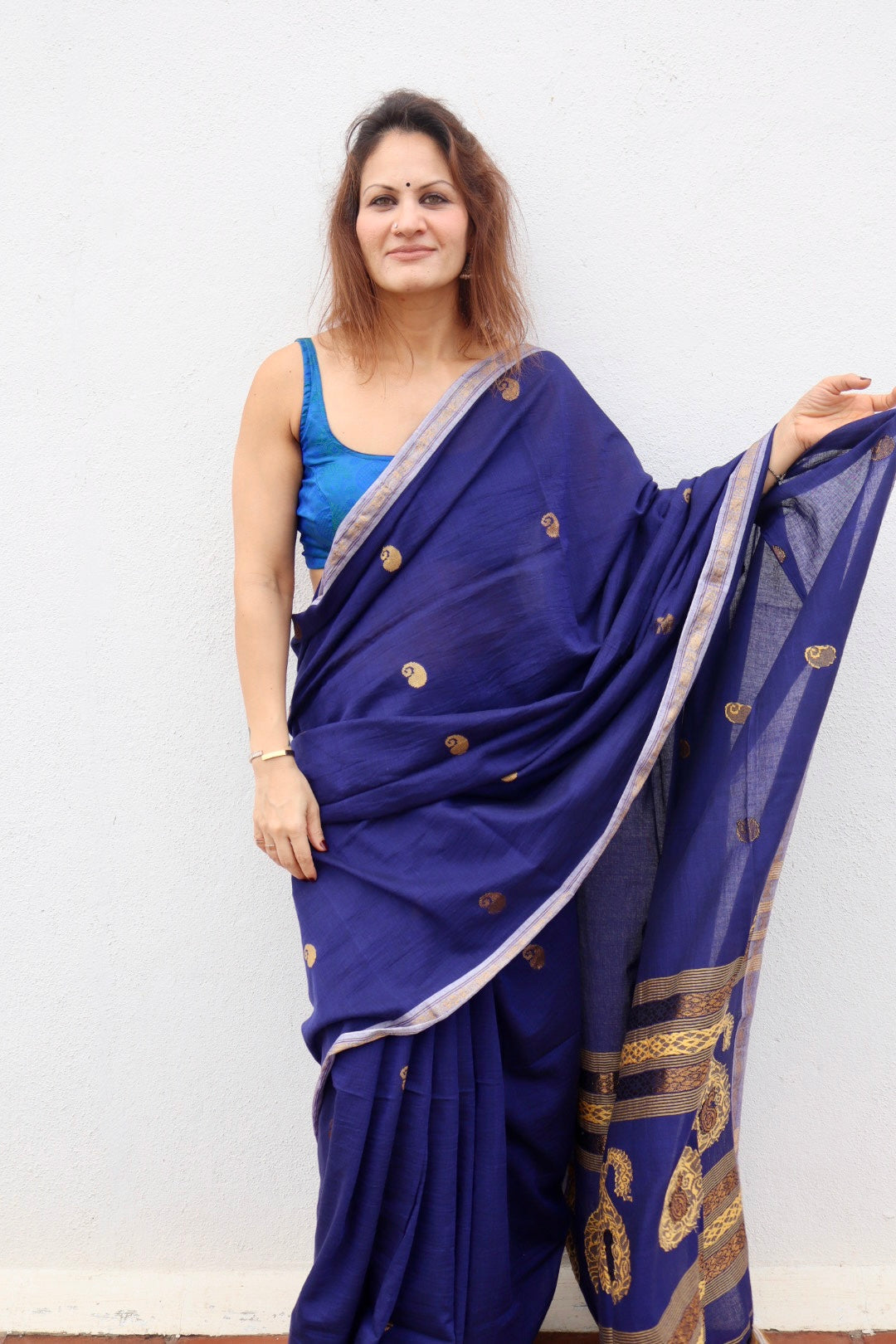 Dark Blue Handloom Cotton Jamdani Saree with Intricate Work on Body and Ambi Pallu