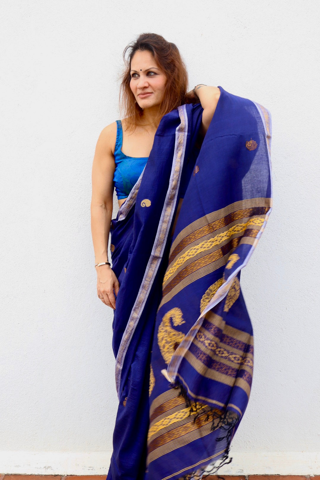 Dark Blue Handloom Cotton Jamdani Saree with Intricate Work on Body and Ambi Pallu