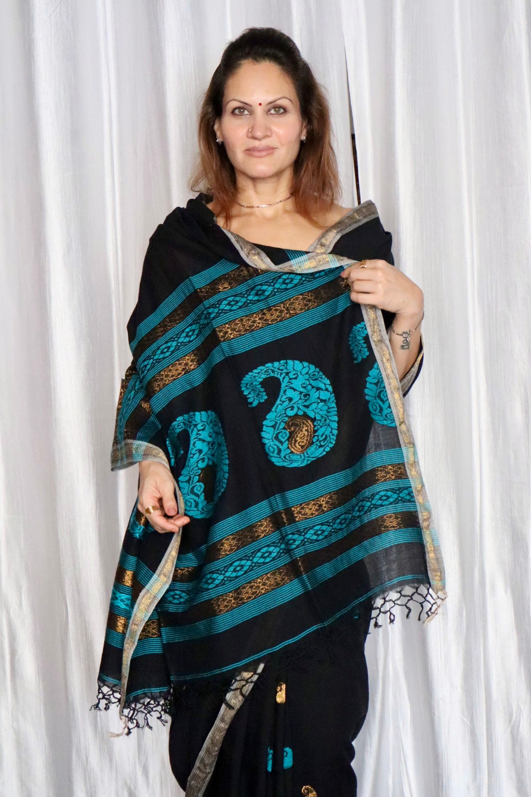 Black Handloom Cotton Jamdani Saree with Intricate Work on Body and Ambi Pallu