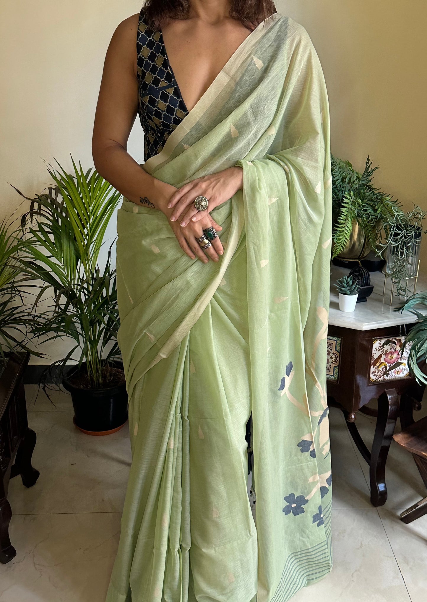 Hand Spun Pure Fine Cotton Jamdani Sari - Raahini