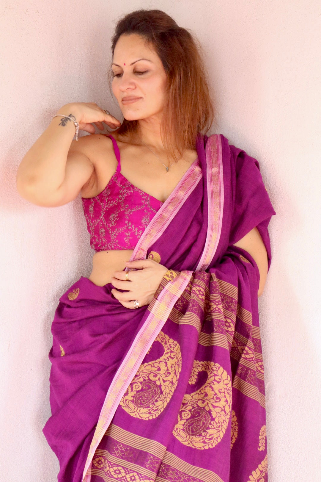 Mauve Handloom Cotton Jamdani Saree with Intricate Work on Body and Ambi Pallu