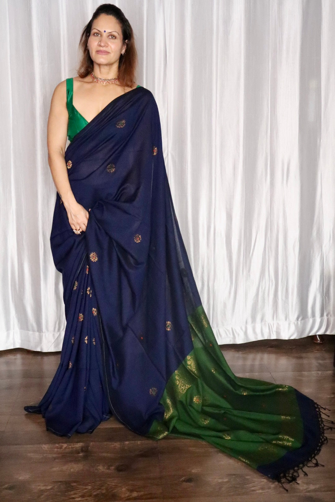 Blue & Green Premium Cotton Acrylic Handloom Jamdani Saree with Fine Zari Work