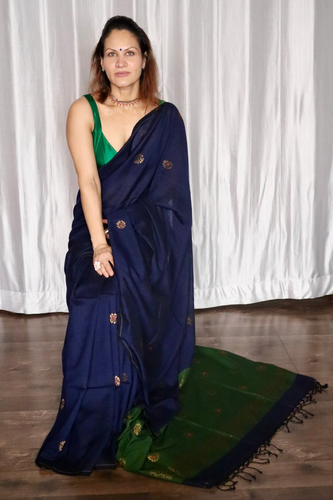 Blue & Green Premium Cotton Acrylic Handloom Jamdani Saree with Fine Zari Work