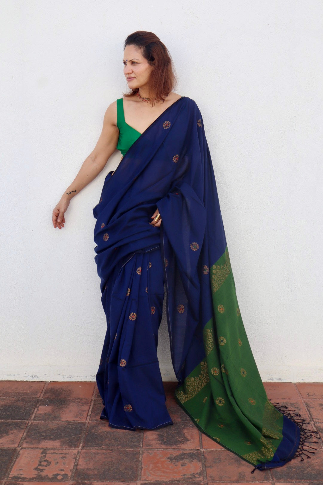 Blue & Green Premium Cotton Acrylic Handloom Jamdani Saree with Fine Zari Work