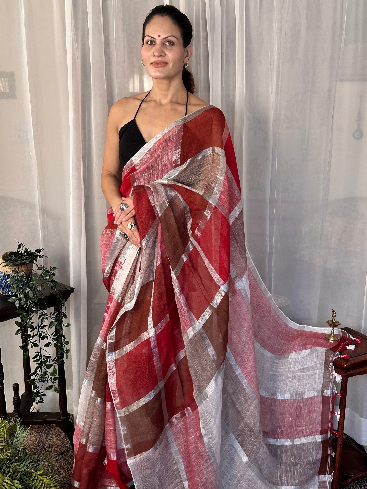 Maroon, Red, & White Handloom Pure Linen Checks Sari