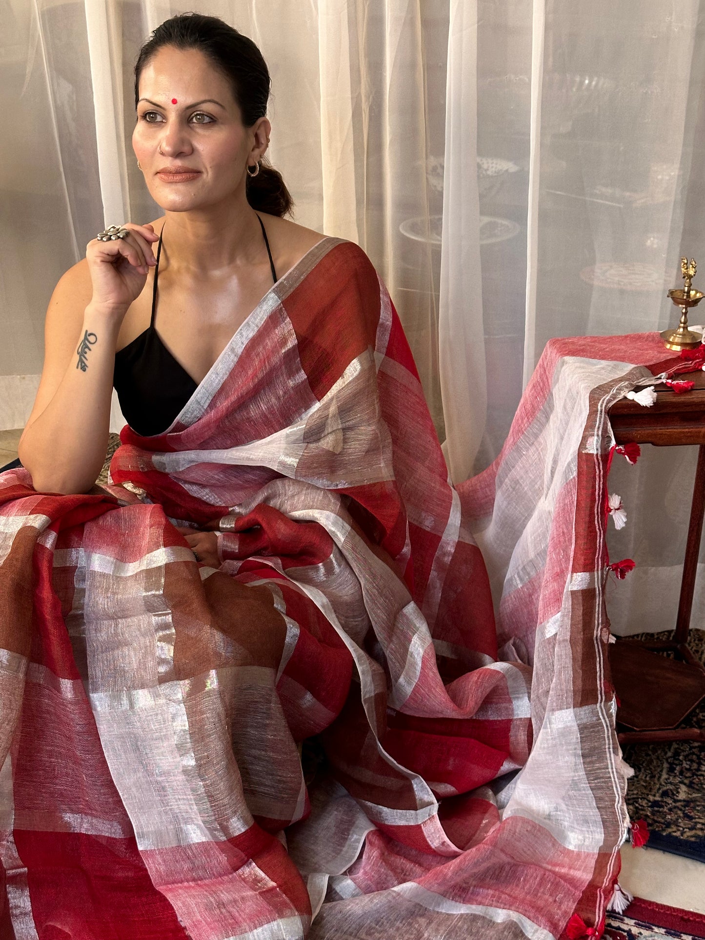 Maroon, Red, & White Handloom Pure Linen Checks Sari