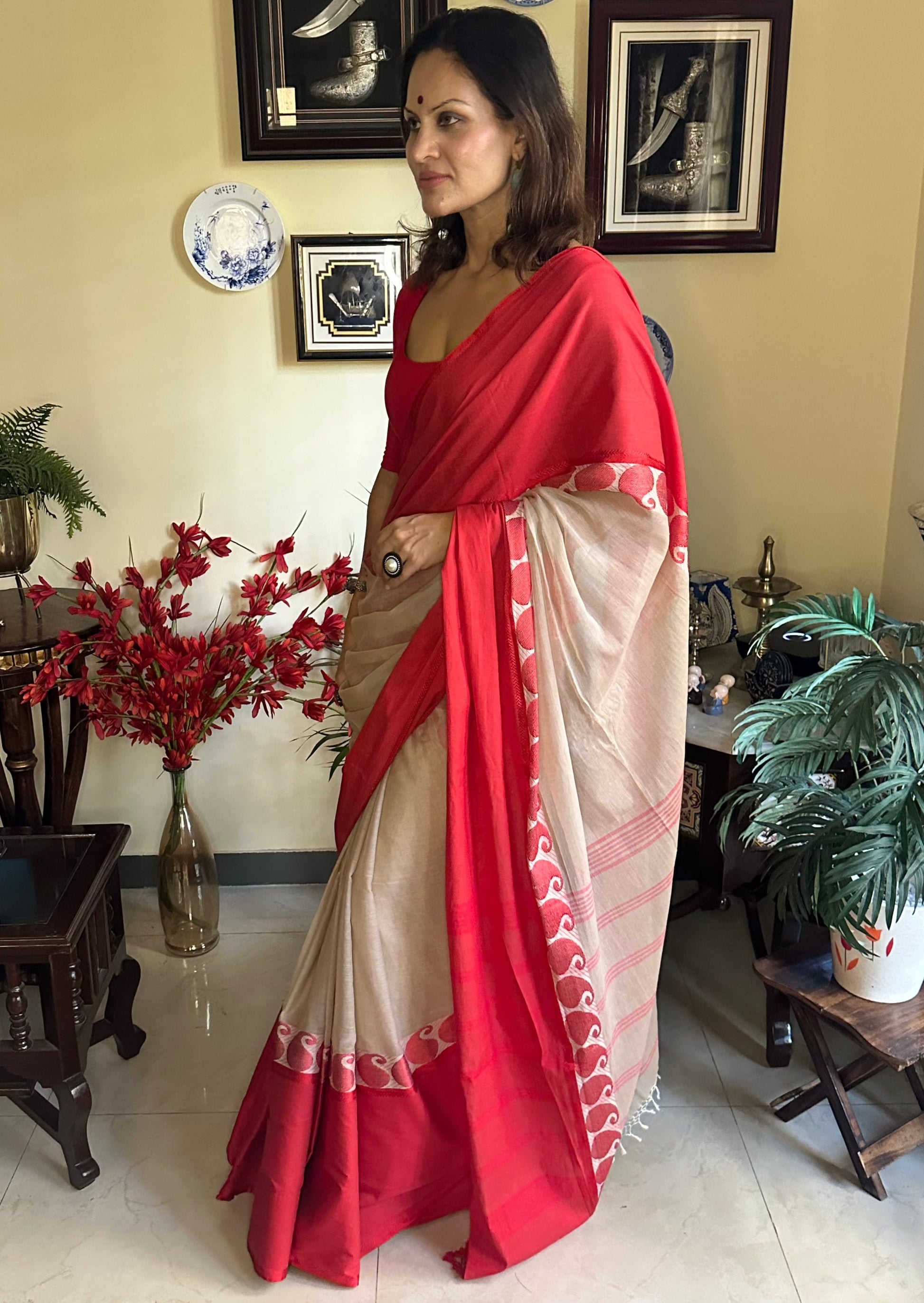 Handloom Soft Bengal Cotton Sari - Raahini