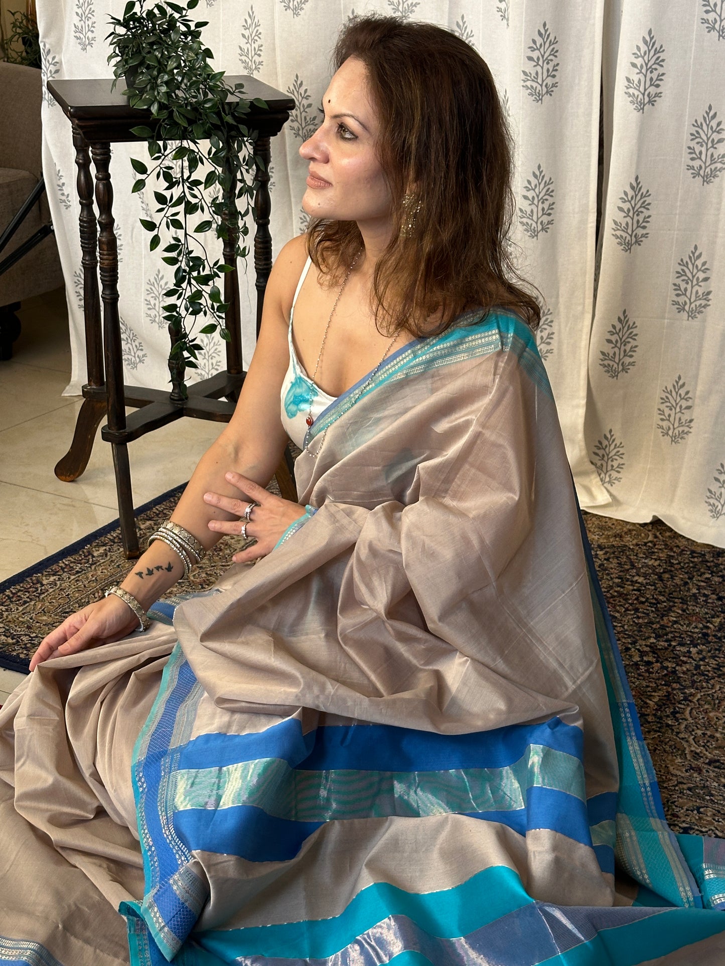 Blue & Grey Handloom Pure Maheshwari Sari