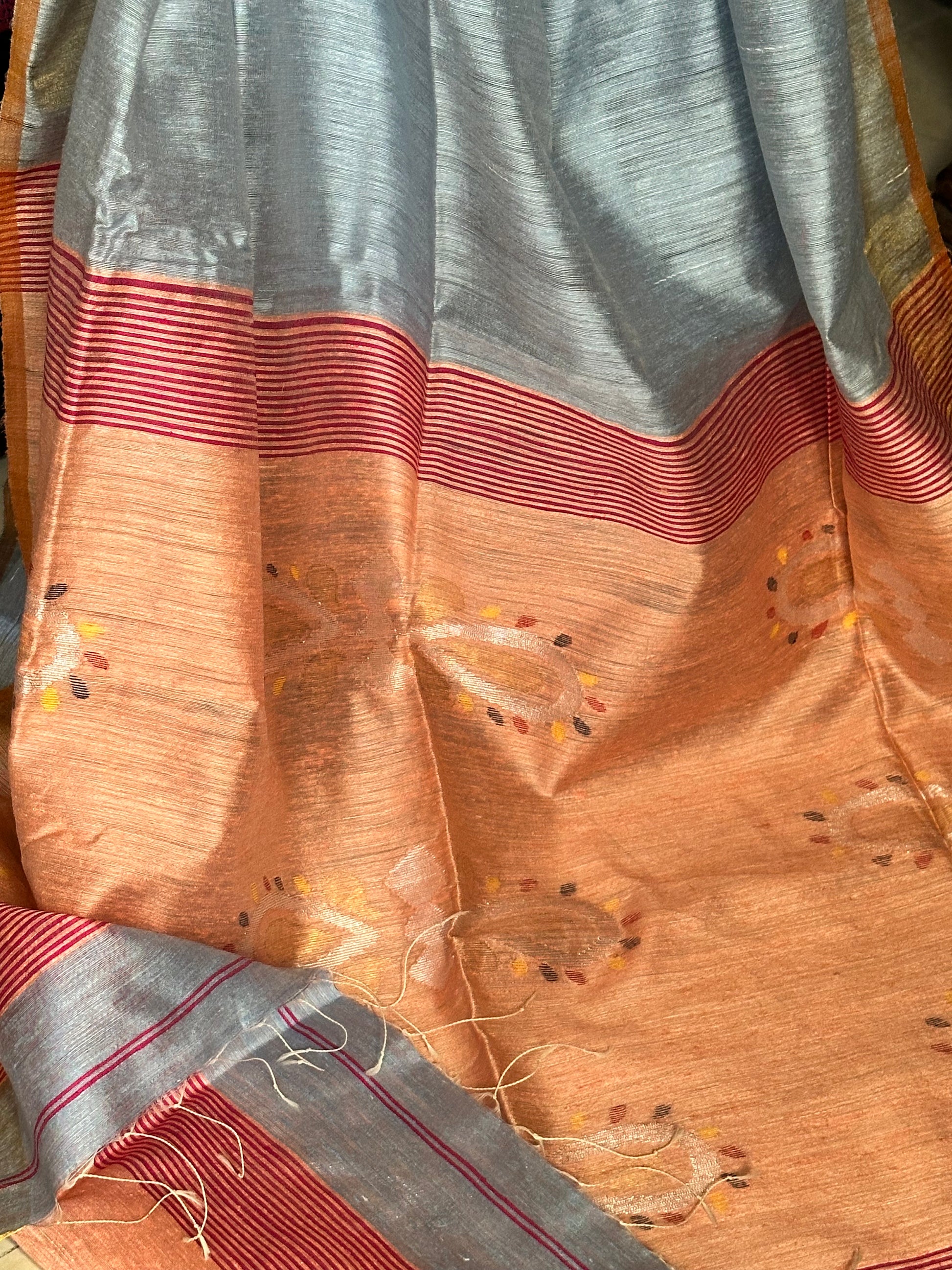 Matka Silk with Contrast Pallu & Jamdani Hand Work - Raahini