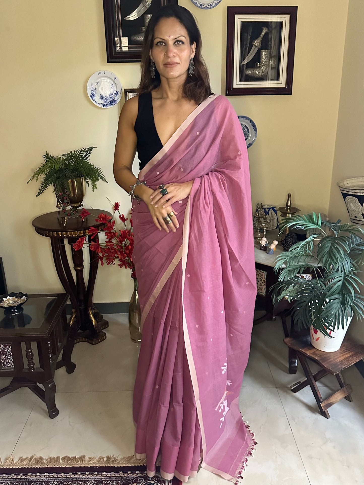 Hand Spun Pure Fine Cotton Jamdani Sari - Raahini