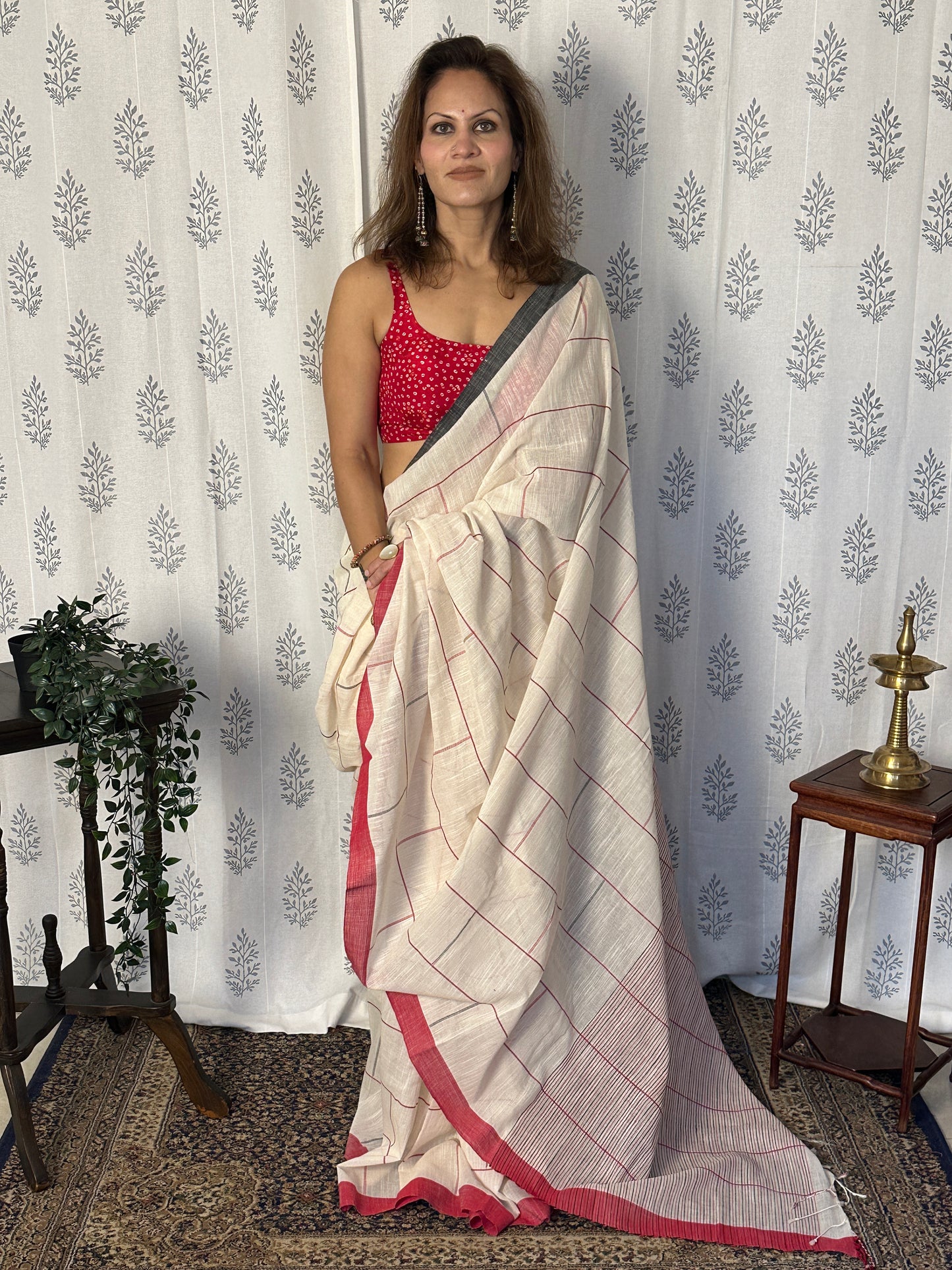 Cream Handloom Soft Pure Khaadi Sari with Checks and Lines