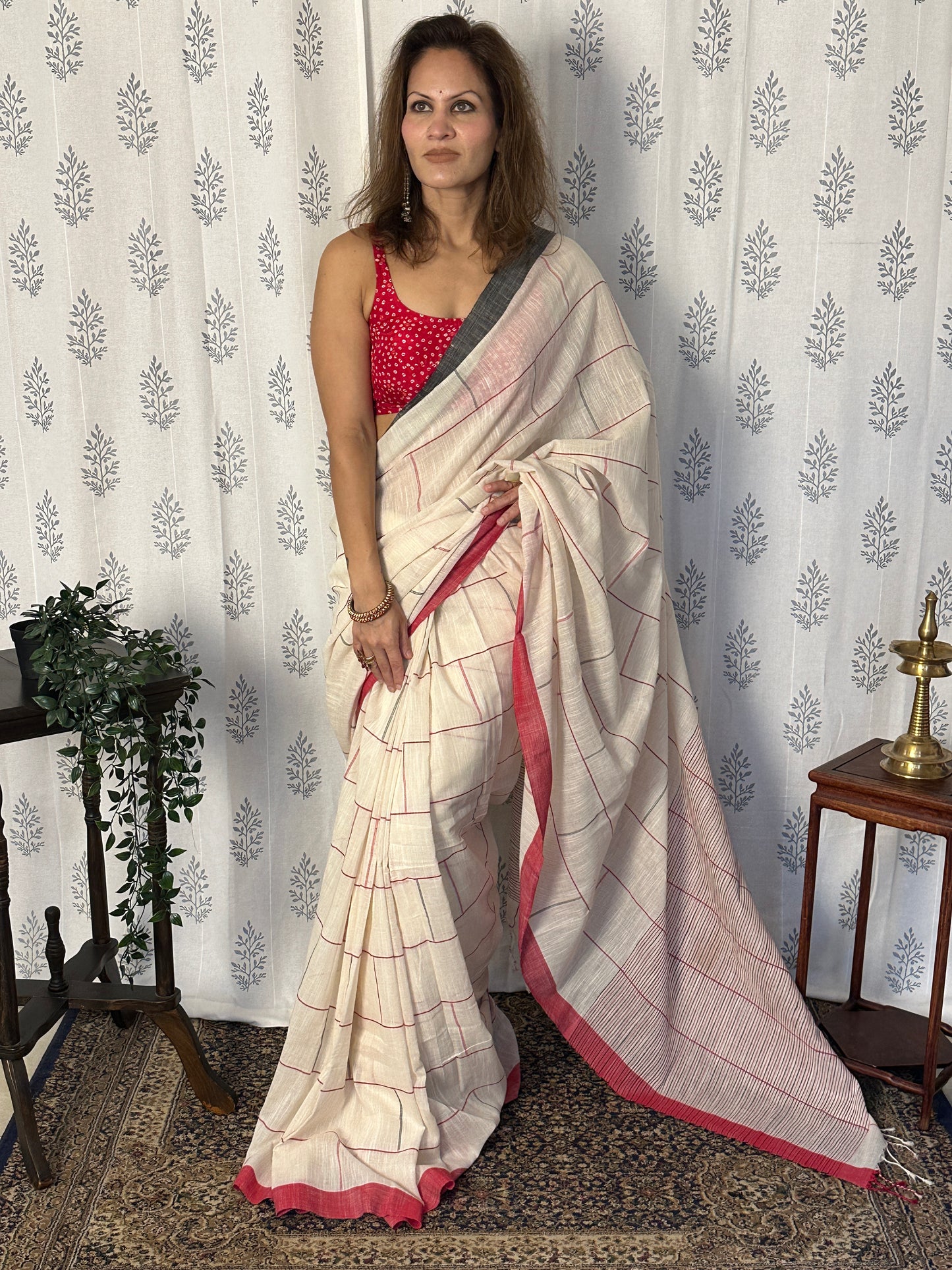 Cream Handloom Soft Pure Khaadi Sari with Checks and Lines