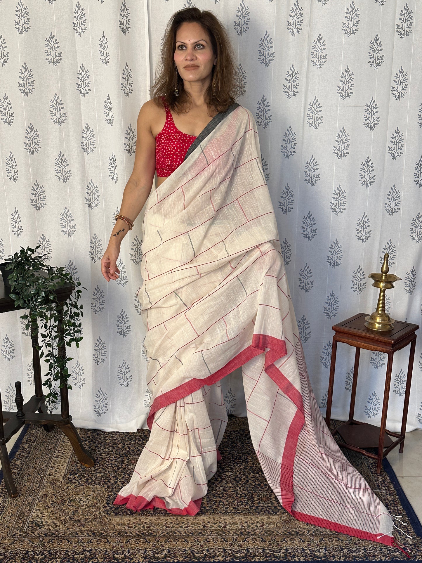 Cream Handloom Soft Pure Khaadi Sari with Checks and Lines