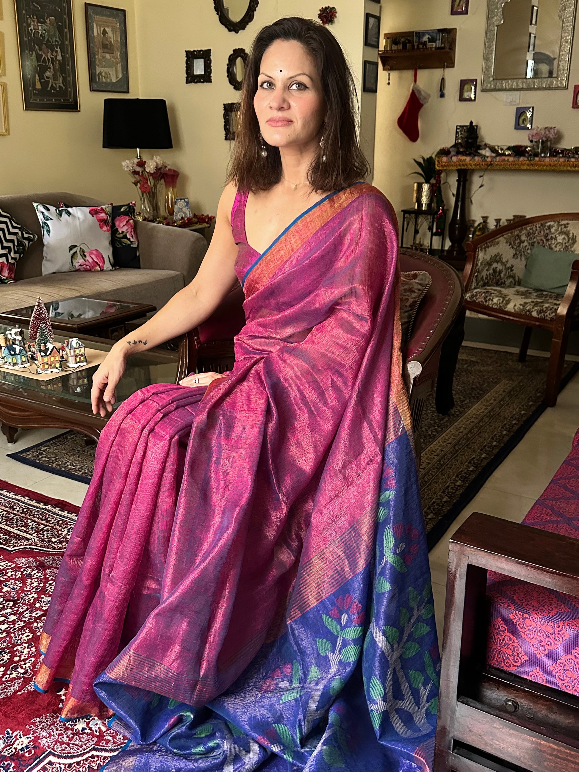 Matka Silk Tissue with Intricate Jamdani Work Over Pallu - Raahini