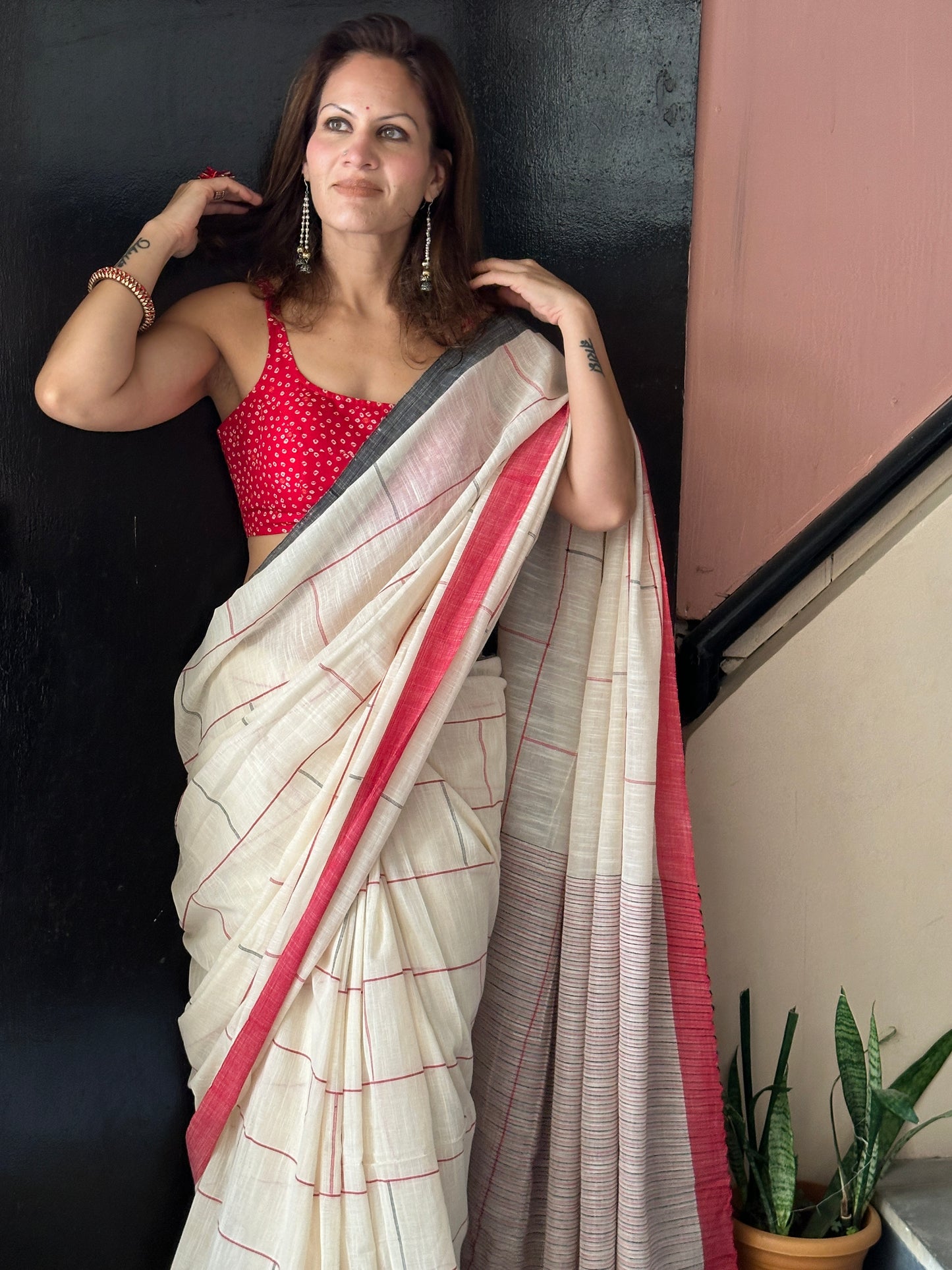 Cream Handloom Soft Pure Khaadi Sari with Checks and Lines