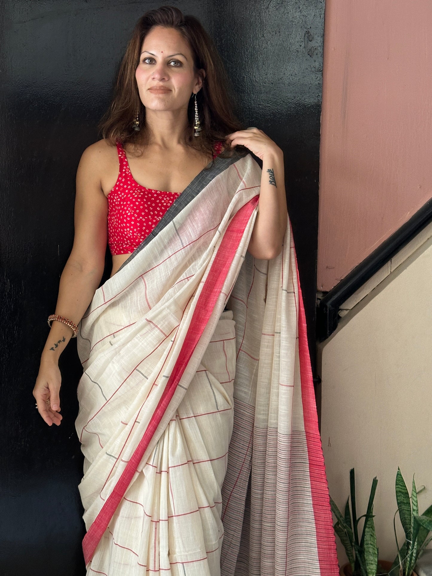 Cream Handloom Soft Pure Khaadi Sari with Checks and Lines