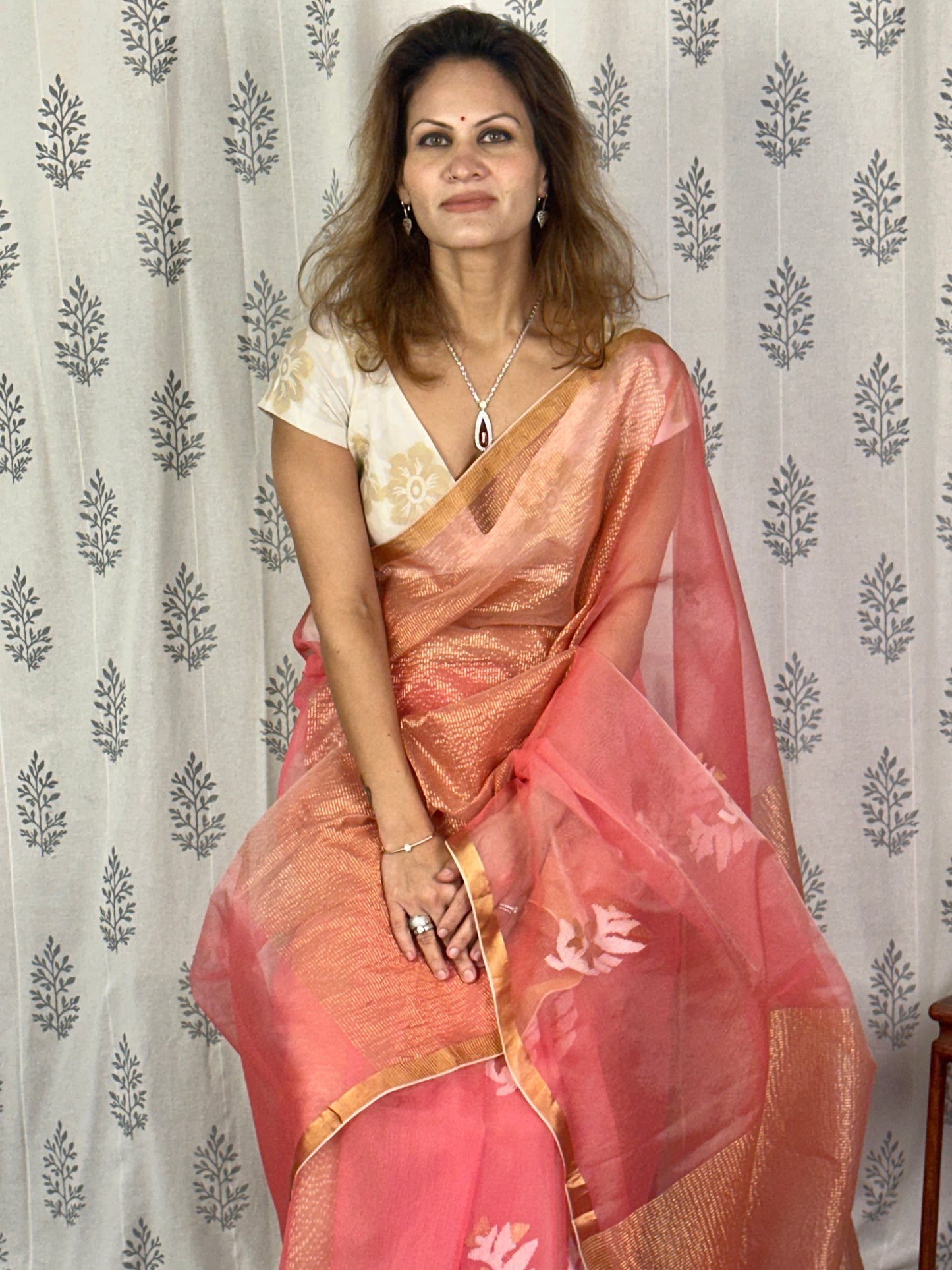 Peach Pure Muslin Silk Handloom Jamdani Saree with Zari Work